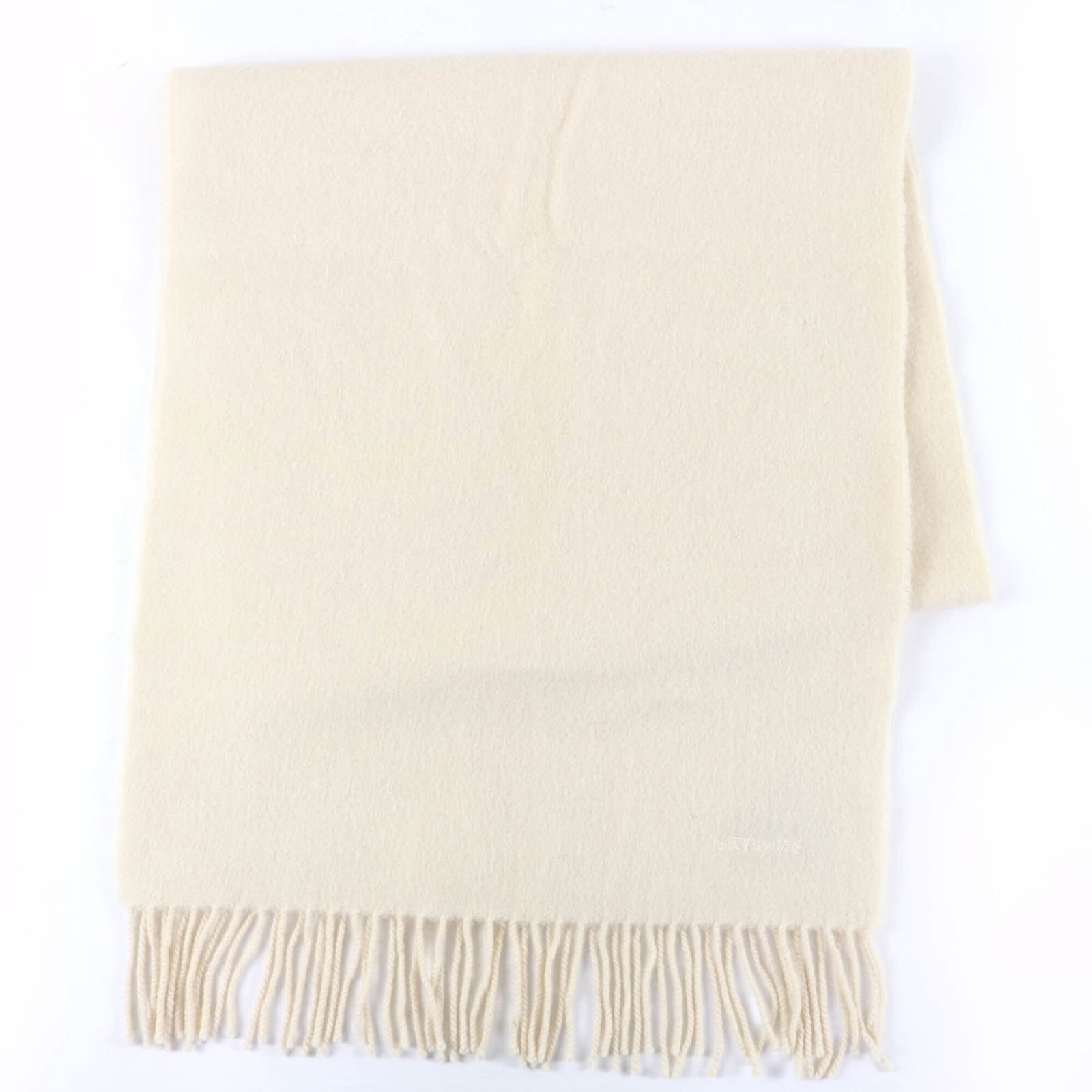 Hermes Stole Cashmere: Hermes Stole Cashmere Ivory cashmere stole from the renowned French fashion house Hermes, boasting a striking 1.5m length and 37.5cm width, perfect for adding a touch of elegance to any outfit. Made