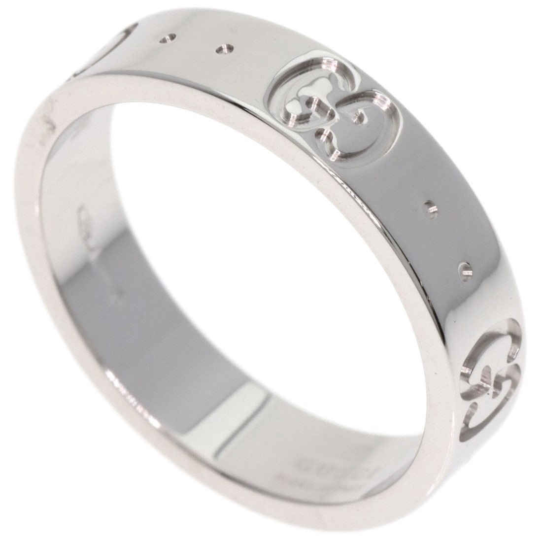 Icon Ring Gucci White Gold K18: Icon Ring Gucci White Gold K18 K18 White Gold Icon Ring from GUCCI features a sleek and modern design with a silver metal exterior and a signature that bears a mark of authenticity. This ring is