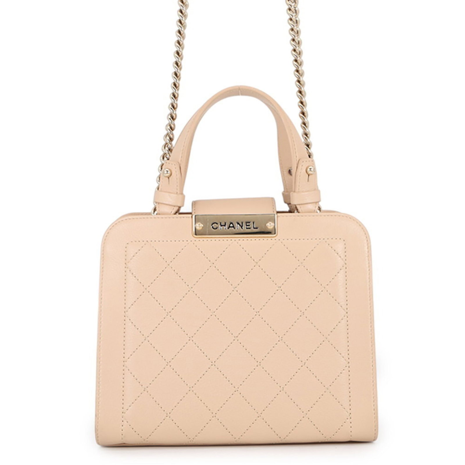 Shoulder Bag Leather Chanel: Shoulder Bag Leather Chanel This Beige Leather Shoulder Bag from Chanel features a classic design with a timeless combination of style and sophistication. Made from high-quality leather, its compact