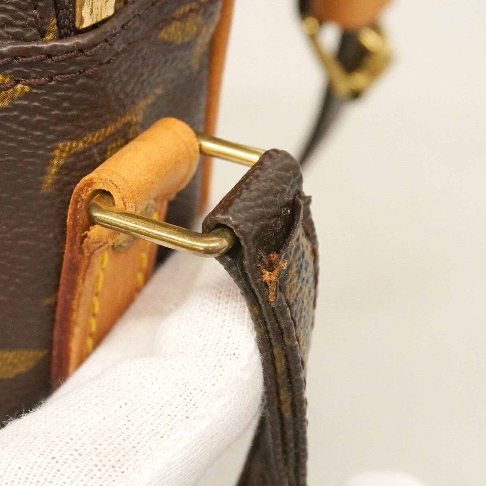 Shoulder Bag by Louis Vuitton - 9
