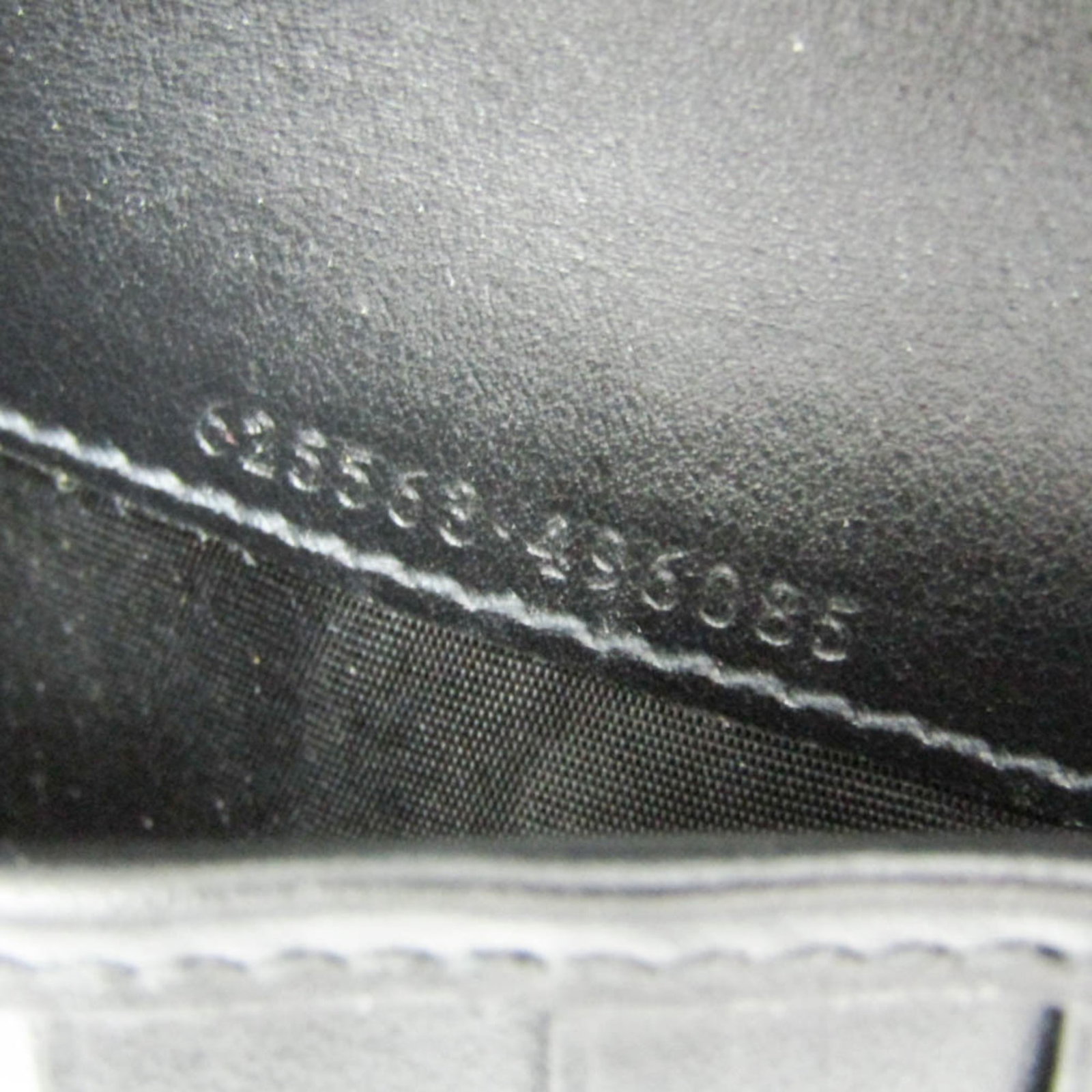 Gucci Long Wallet (Bi-Fold) Leather - 13