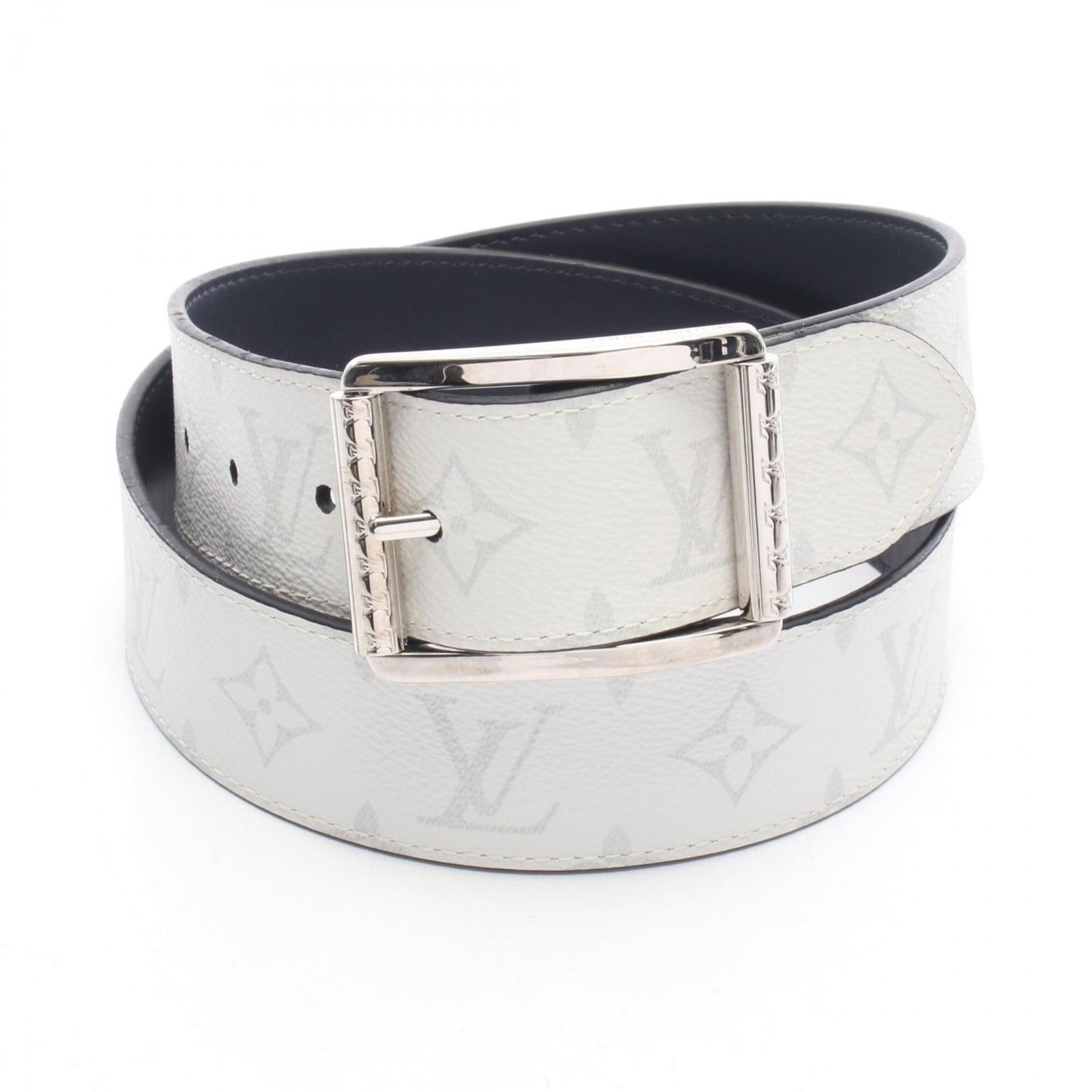 Standard belt by Louis Vuitton: Standard belt by Louis Vuitton Standard Louis Vuitton belt in navy and white, crafted from leather and PVC, with a signature on the interior. Measuring 80-90cm in length, this classic accessory is a