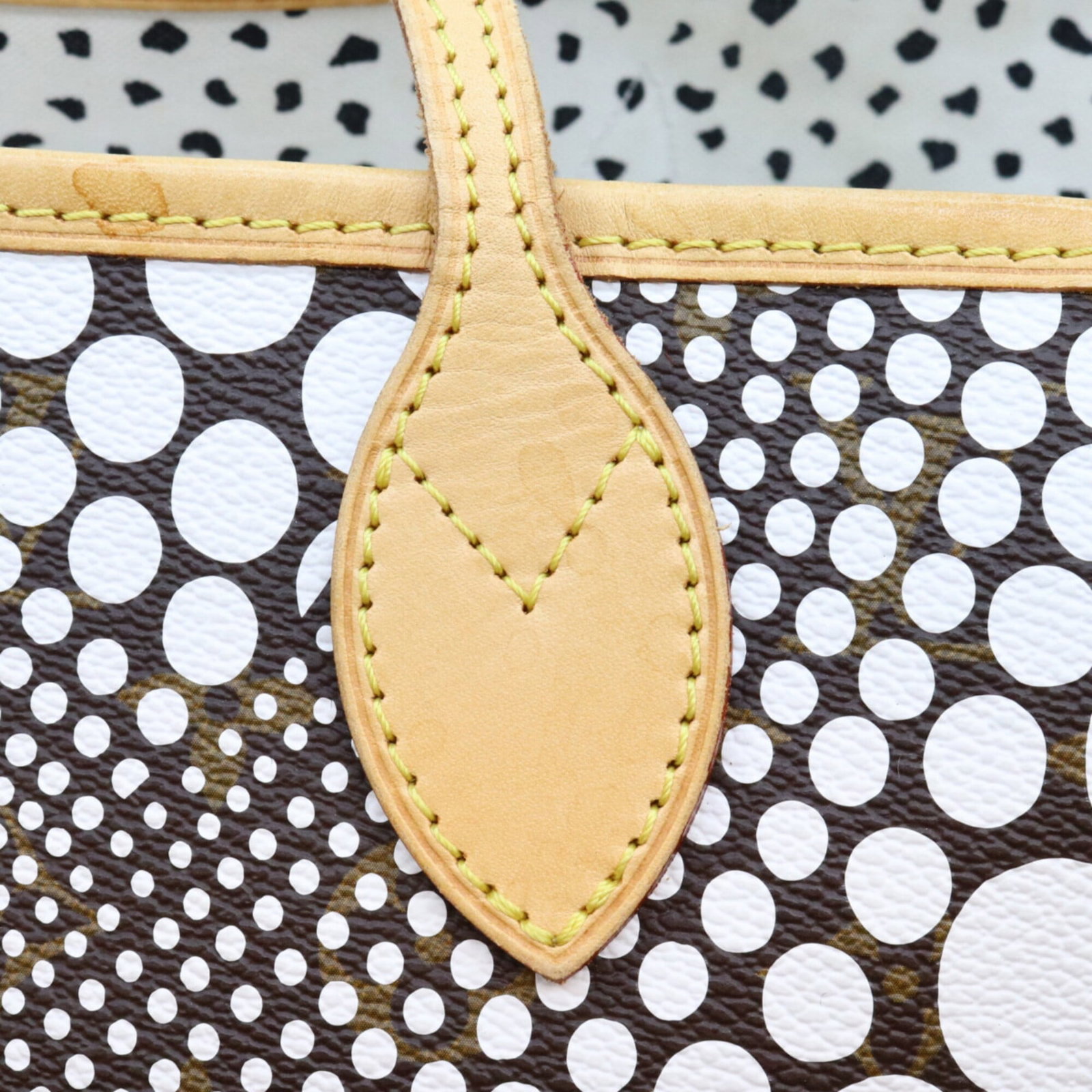 Louis Vuitton Monogram Tote - 10