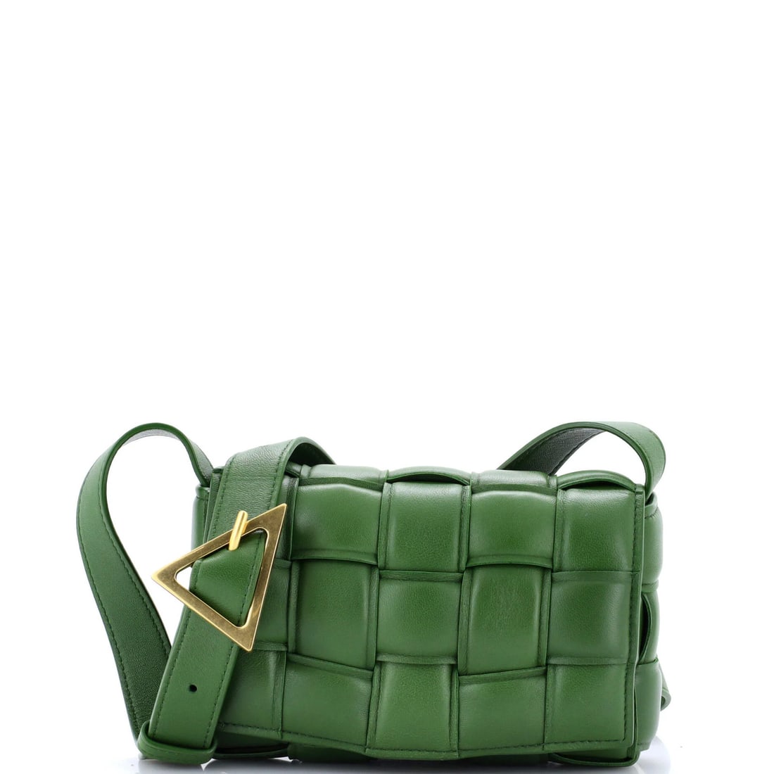 Veneta Cassette Intrecciato Leather Small Maxi Crossbody Padded Bag: Veneta Cassette Intrecciato Leather Small Maxi Crossbody Padded Bag Small but stylish, this Bottega Veneta Cassette Intrecciato Leather Crossbody Bag boasts a classic design with a touch of elegance.