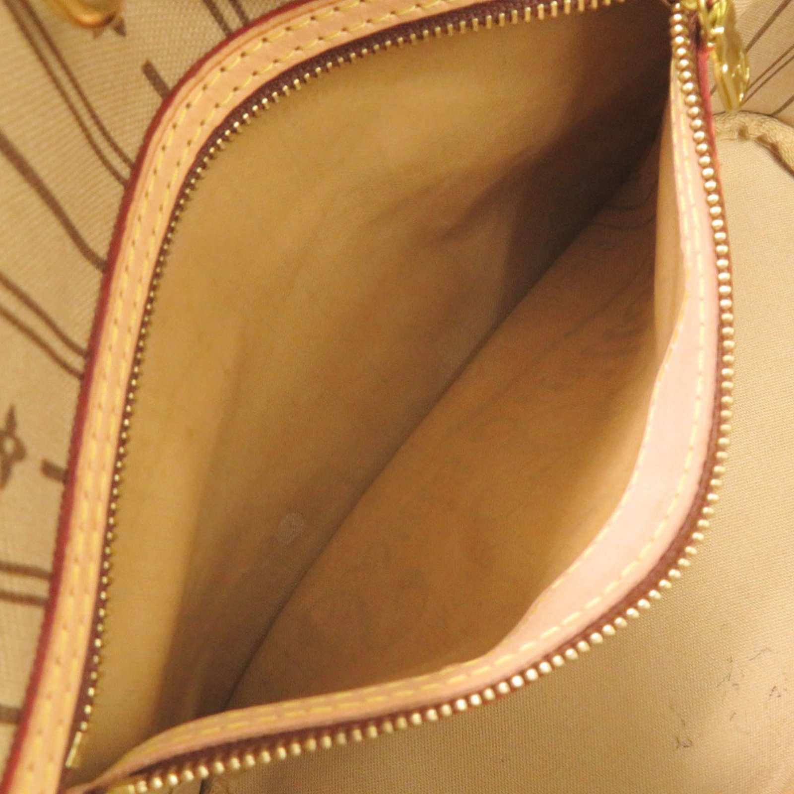 Louis Vuitton Monogram Tote - 6