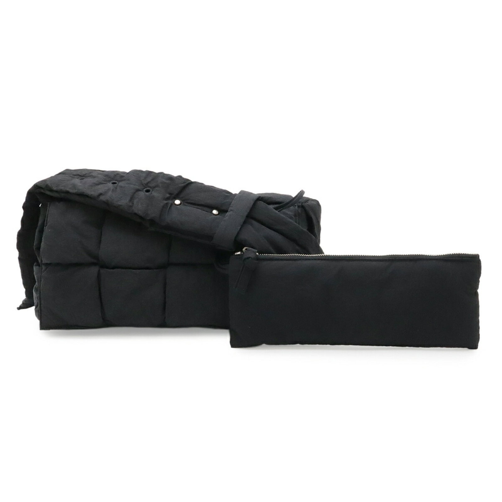 Nylon Veneta Bottega Shoulder Bag: Nylon Veneta Bottega Shoulder Bag Nylon Veneta Bottega Shoulder Bag is made from high-quality nylon, a durable material that provides long-lasting functionality. The bag's sleek design and black