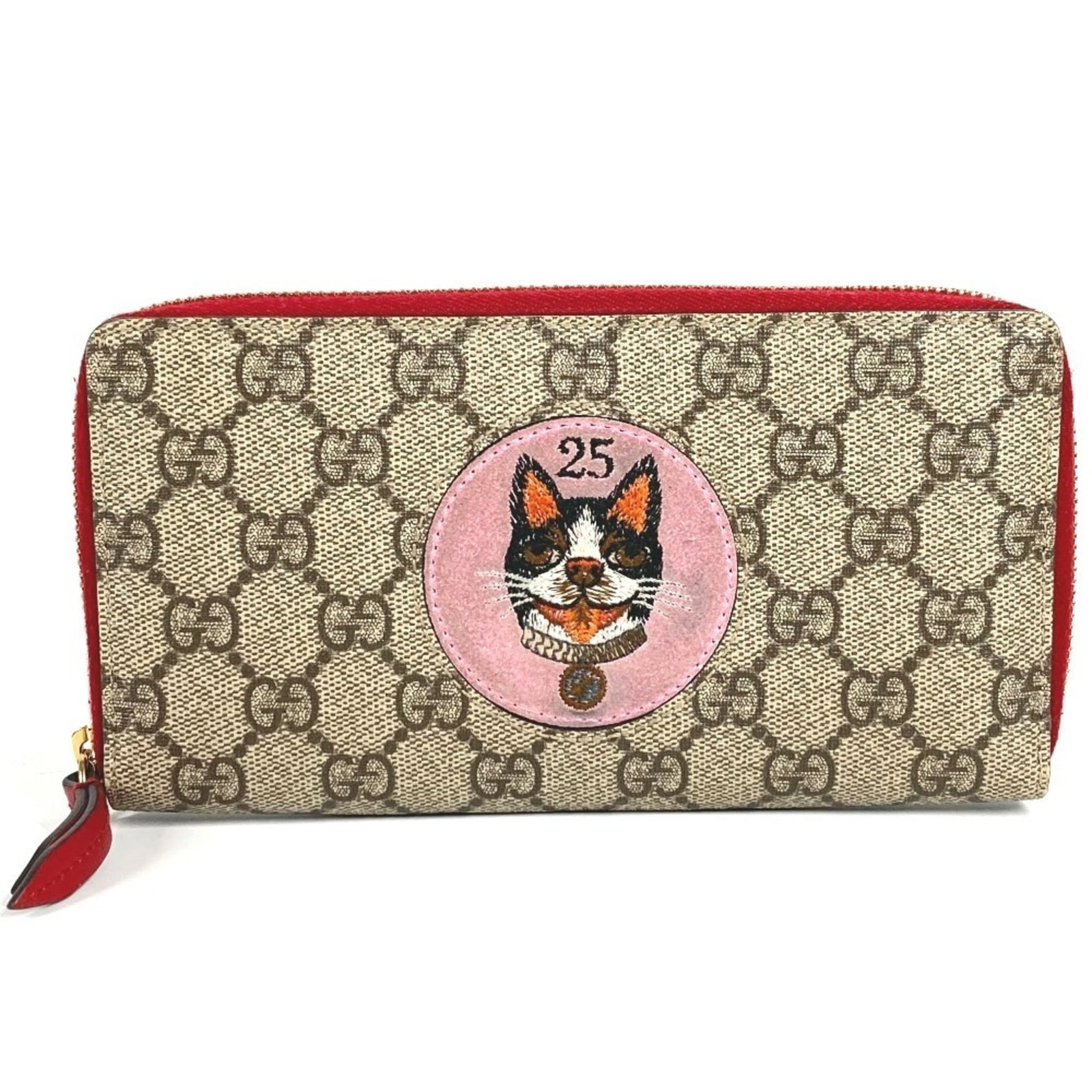 Supreme Gucci Long Wallet Fold Bi: Supreme Gucci Long Wallet Fold Bi The Supreme Gucci Long Wallet Fold Bi boasts a sleek design with a signature GG Supreme pattern, available in both Beige and Red color options. Measuring 10.5cm x 19c