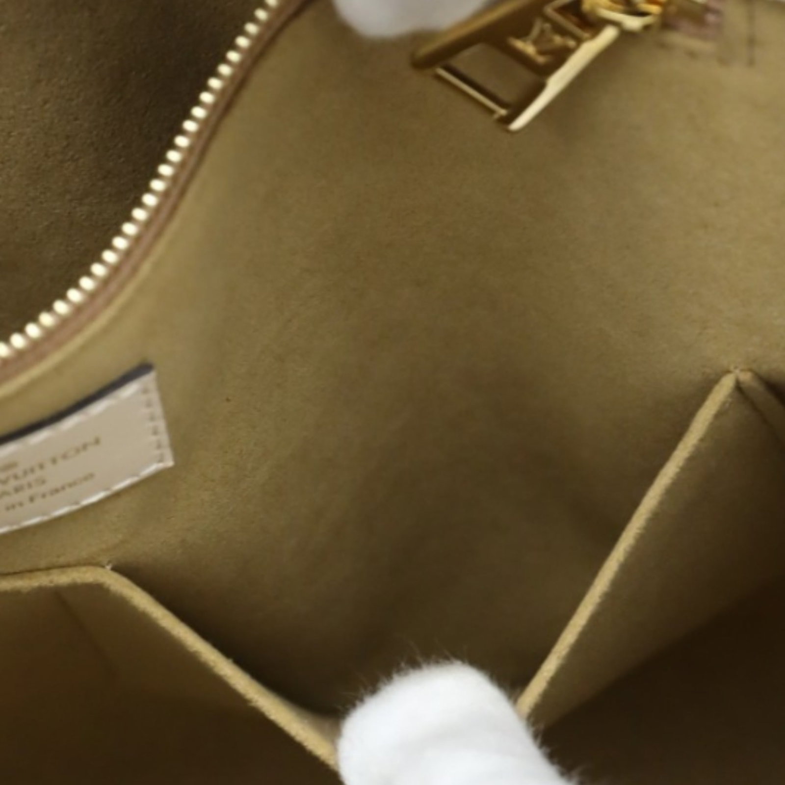 Monogram Empreinte Louis Vuitton Tote - 15