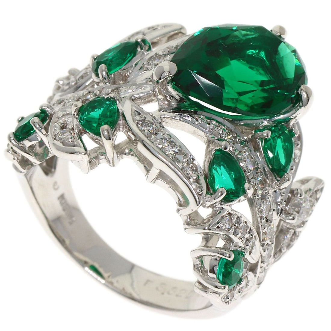K18 White Gold 11.2G Synthetic Emerald 3.32Ct Diamond Ring (1 of 14)