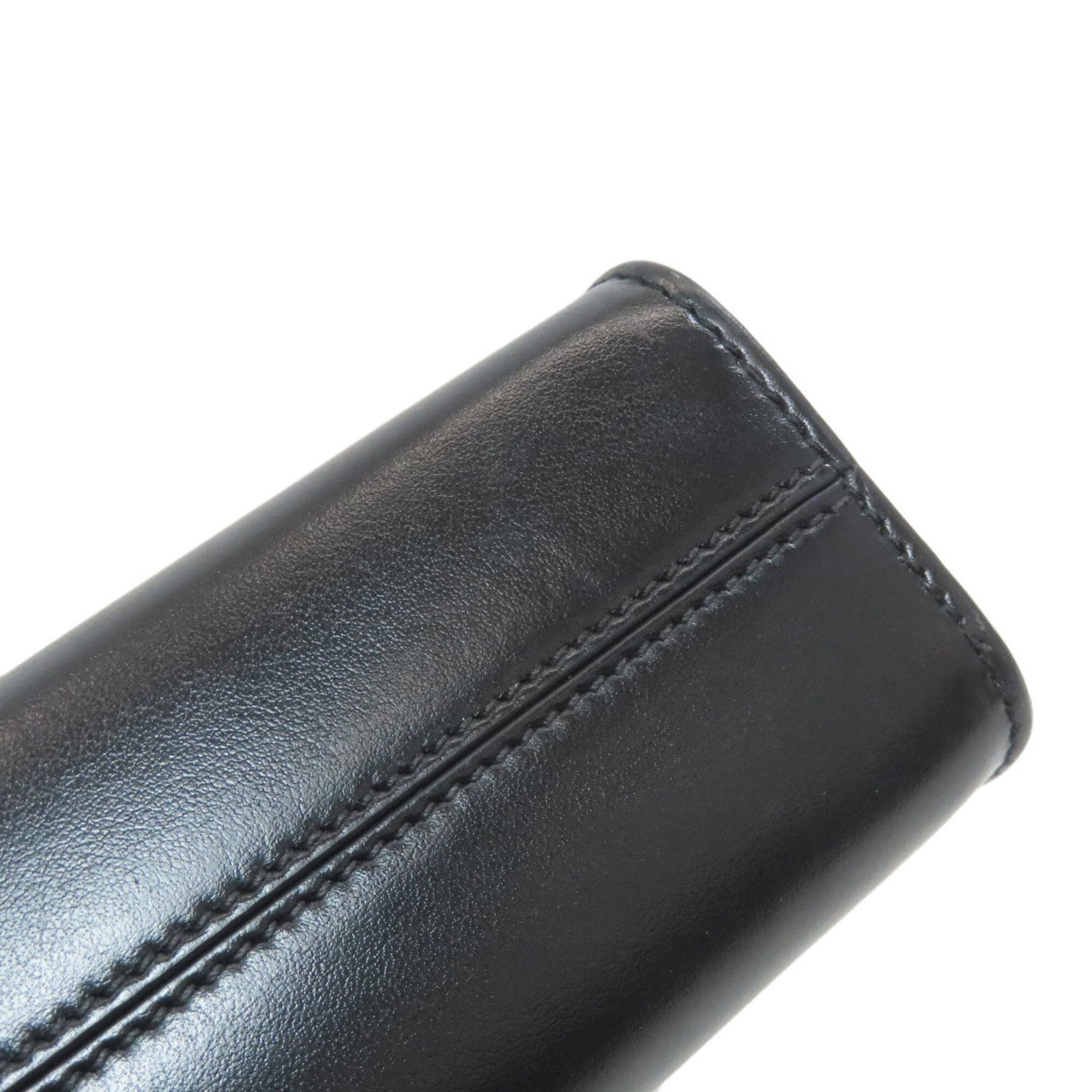 Handbag Leather Prada - 18