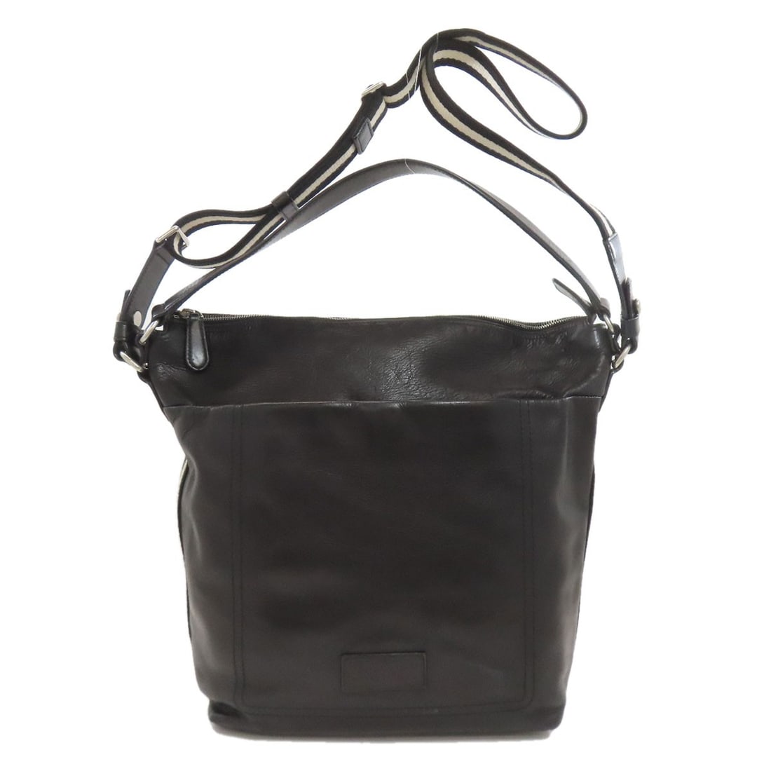 Bally Logo 2Way Tote Bag Leather: Bally Logo 2Way Tote Bag Leather Bally's iconic logo is emblazoned on this sleek 2Way Tote Bag, crafted from high-quality black leather. The bag's classic design and timeless color make it a