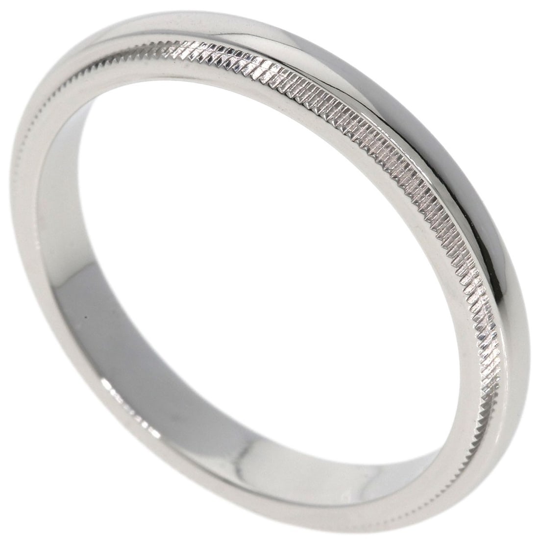 Tiffany&Co. Milgrain Ring Platinum Pt950: Tiffany&Co. Milgrain Ring Platinum Pt950 Tiffany&Co.'s Milgrain Ring is a stunning piece of platinum jewelry, featuring intricate milgrain details that add to its classic design. This platinum ring,