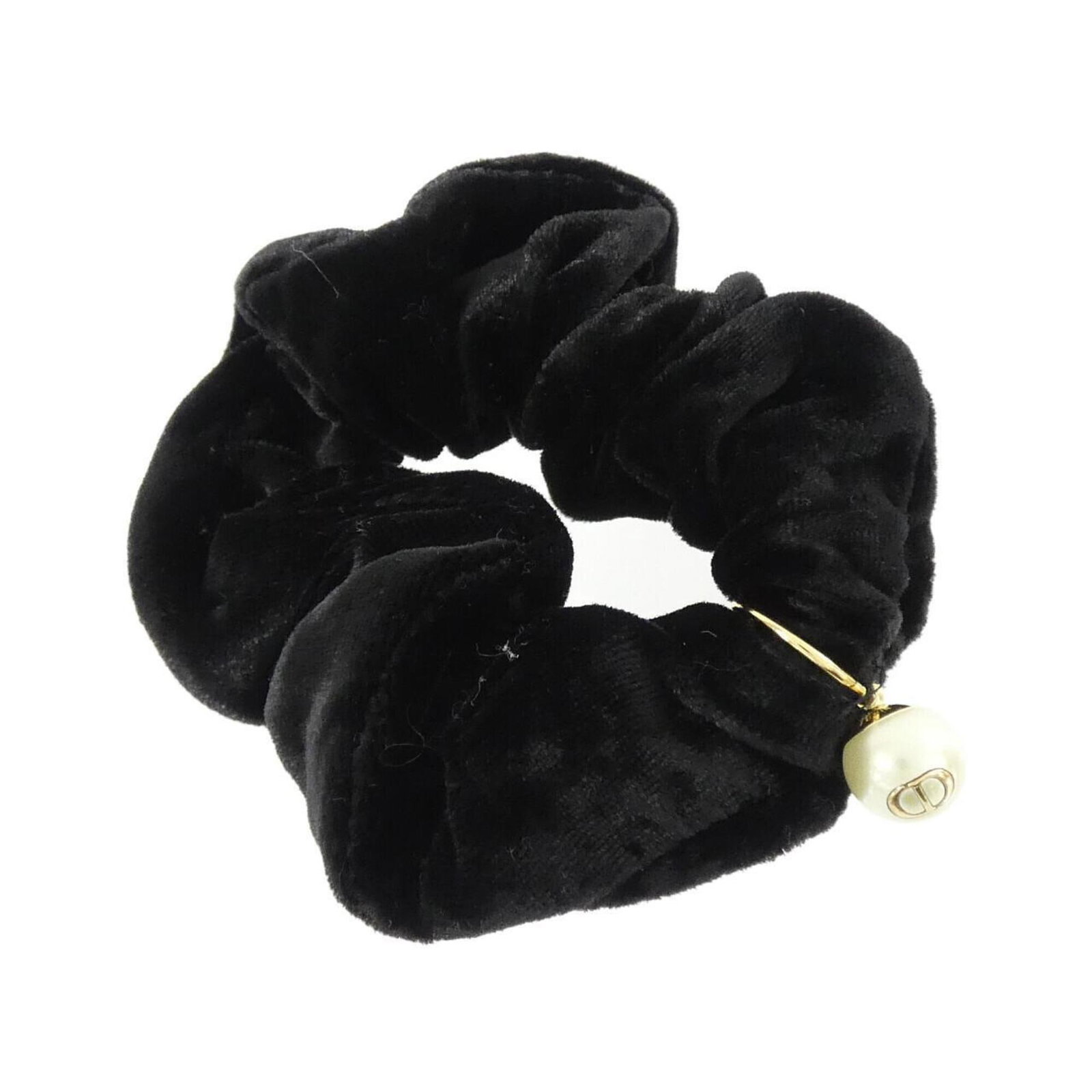 Silk Scrunchie Christian Dior: Silk Scrunchie Christian Dior Silk Scrunchie from Christian Dior, featuring a sleek black design, made from luxurious silk material, and measuring 4cm x 1.57''. Item Specifics: Brand: Christian Dior