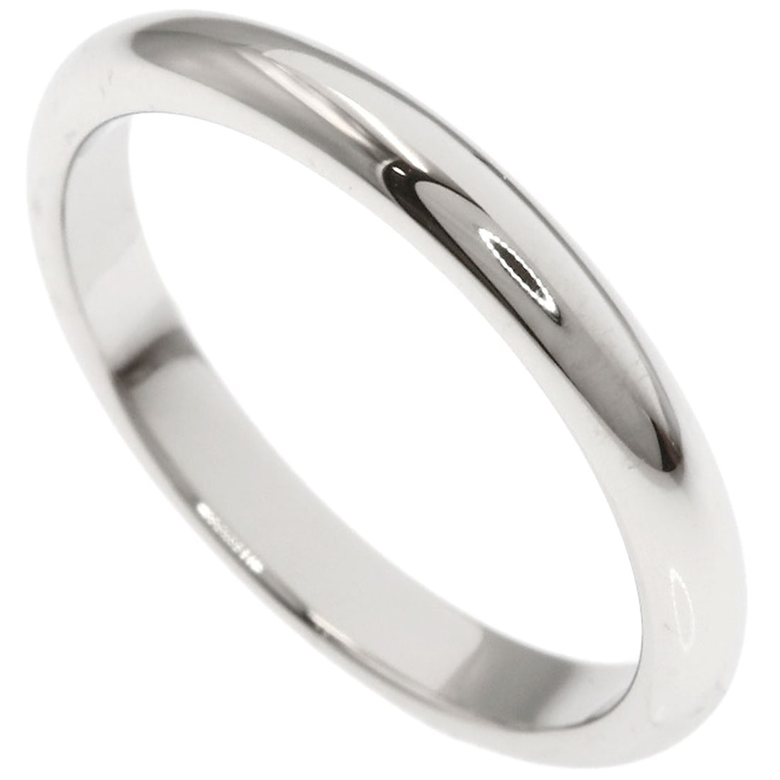 Pt950 Platinum Bvlgari Ring: Pt950 Platinum Bvlgari Ring Pt950 Platinum Bvlgari Ring is a sleek and modern silver platinum ring featuring the signature BVLGARI style. Made from high-quality PT950 platinum, this ring boasts a stri