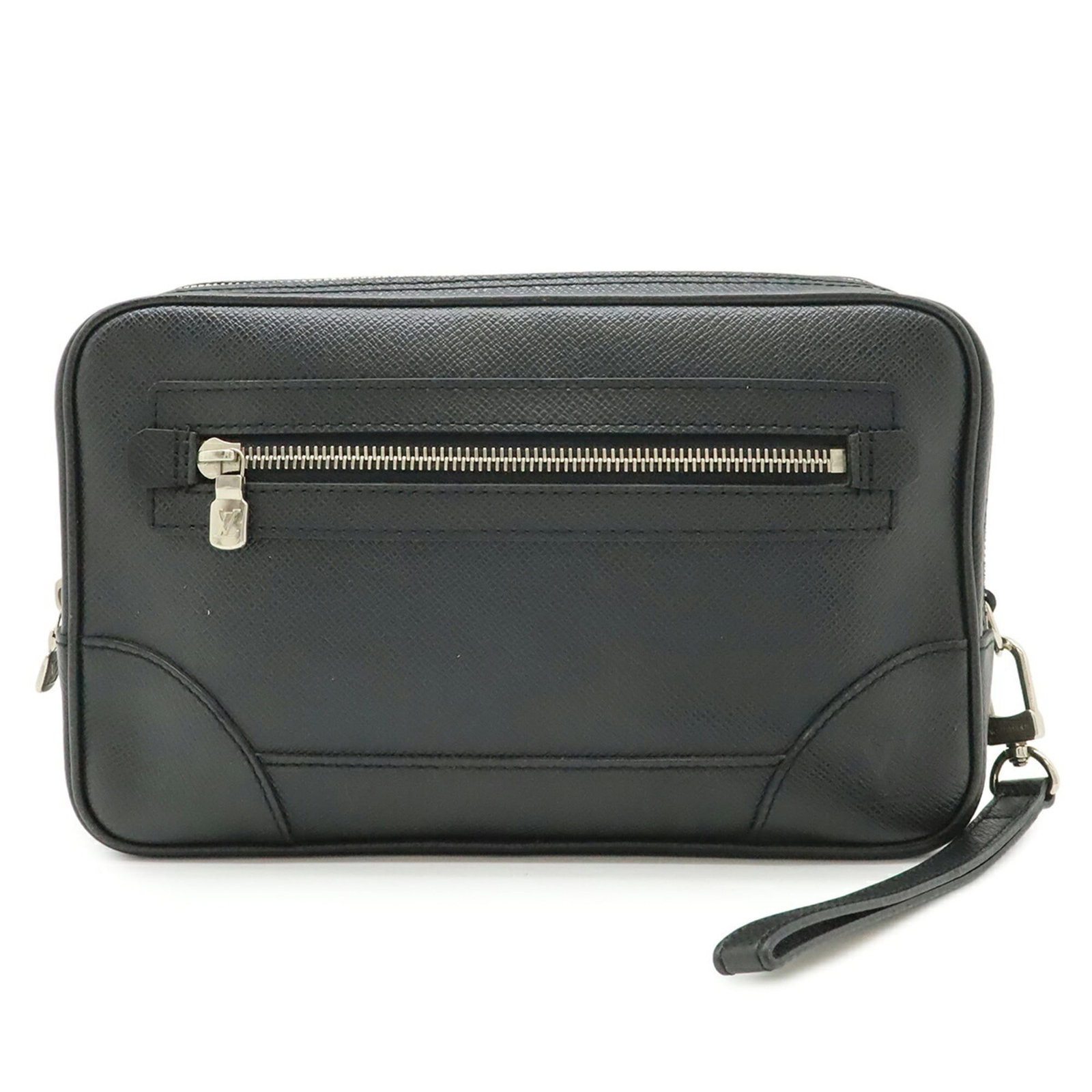 Vuitton Taiga Leather Clutch Bag: Vuitton Taiga Leather Clutch Bag Taiga leather, a rich and luxurious material, is showcased in this sleek Ardoise and Black Louis Vuitton clutch bag. Measuring 15.5cm x 25cm x 8.5cm, its compact size 