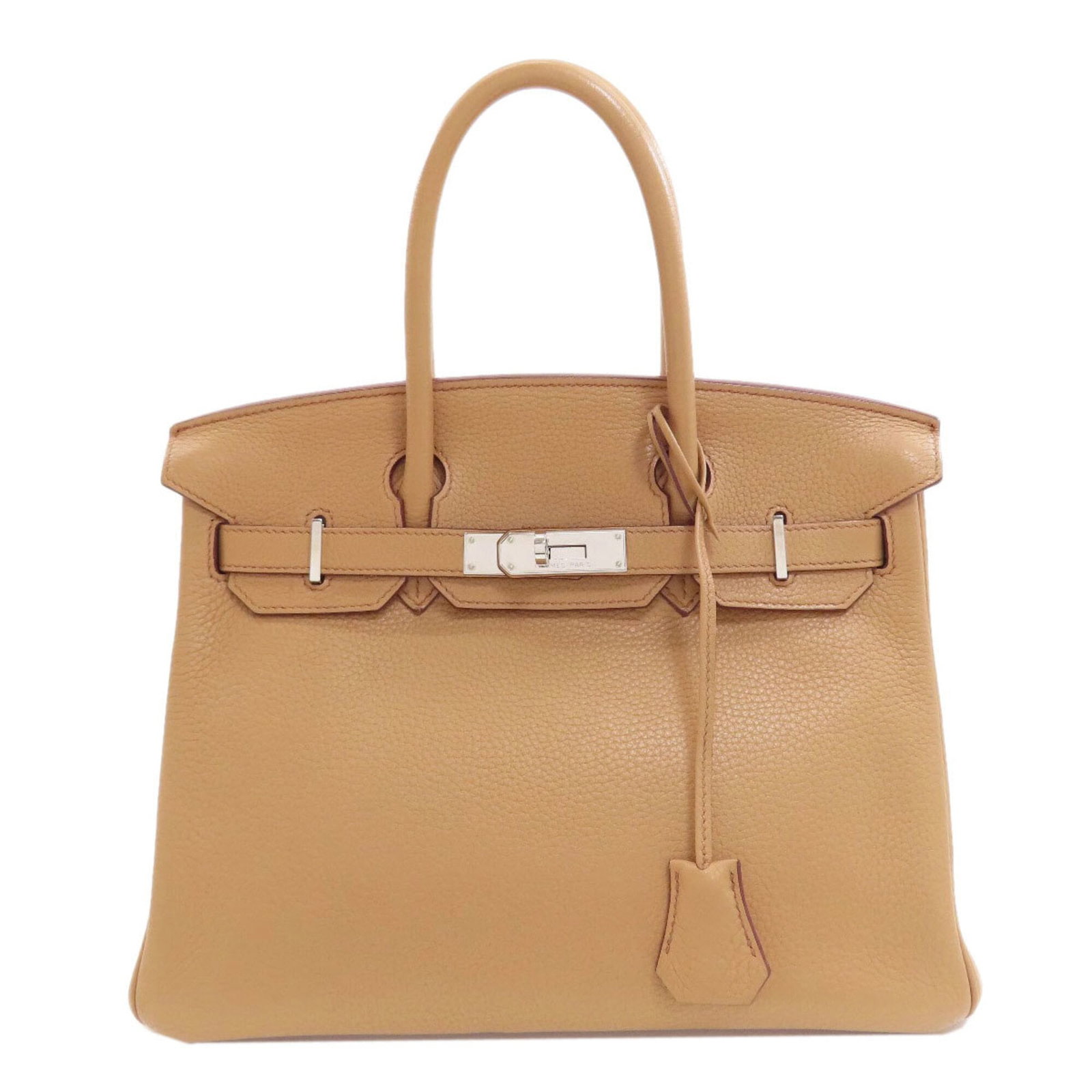 Hermes Handbag Togo Leather: Hermes Handbag Togo Leather Togo leather craftsmanship is showcased in this brown Herm?s handbag, featuring a timeless design with 21cm x 30cm x 15cm dimensions. The classic style and high-quality
