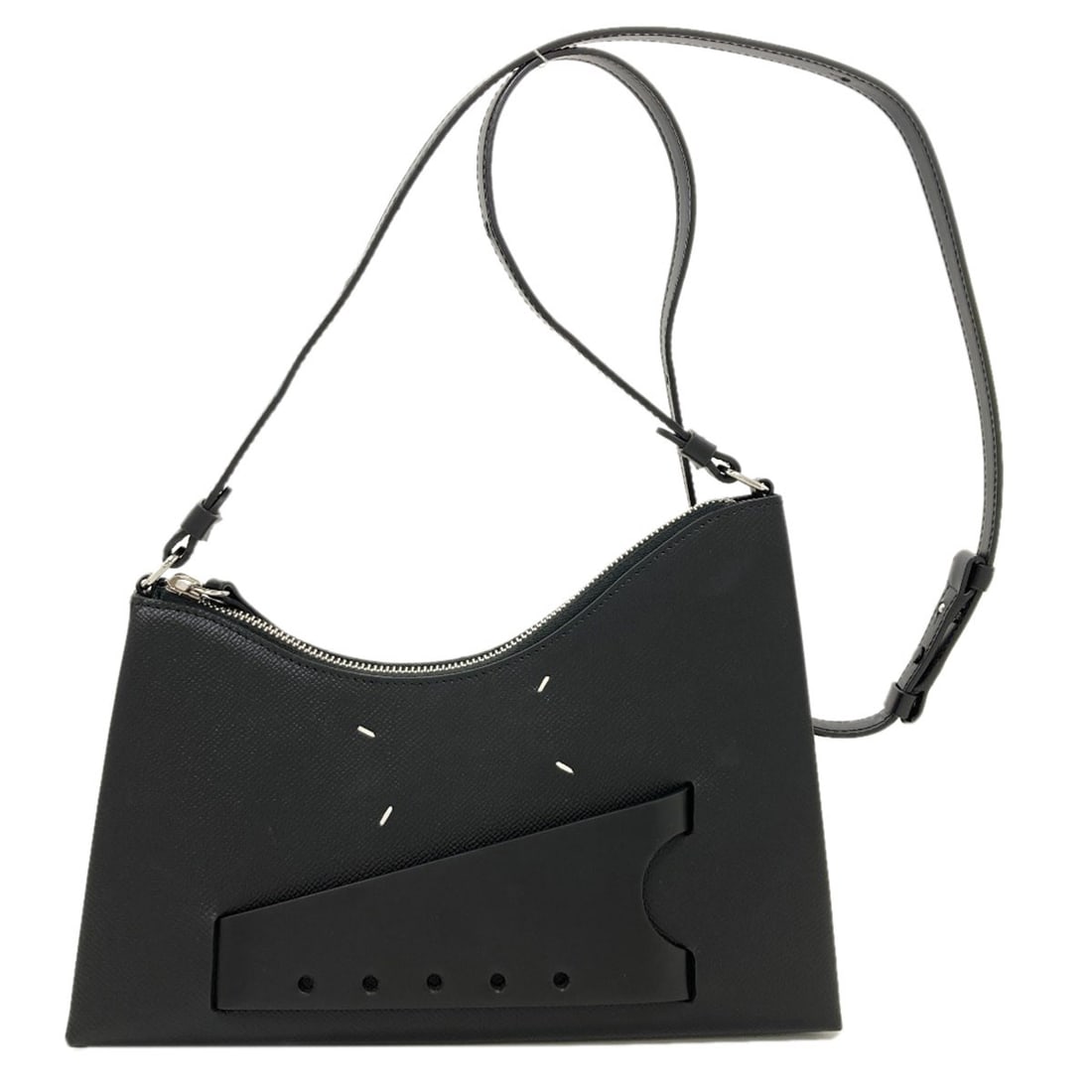 Maisonmargiela Snatched Hobo Small Shoulder Bag Leather: Maisonmargiela Snatched Hobo Small Shoulder Bag Leather Black leather shoulder bag with a sleek design, featuring a classic hobo style and a small shoulder strap. The bag's exterior is made from