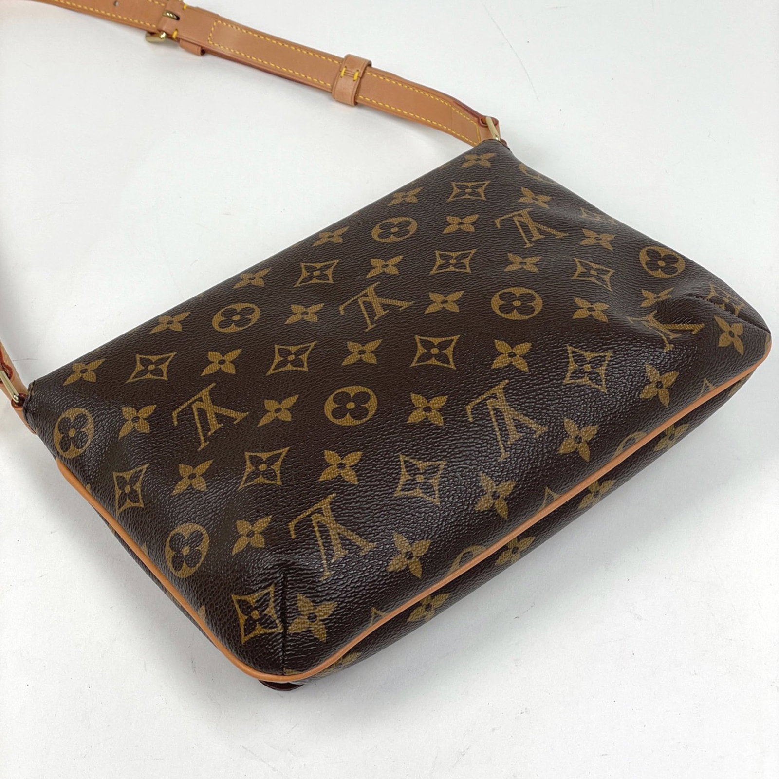 Shoulder Bag Monogram Louis Vuitton - 2