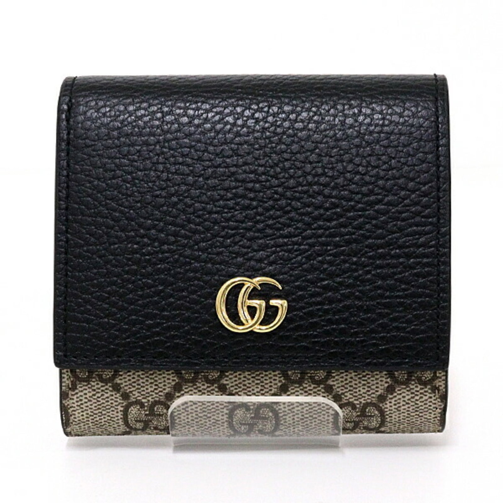 Gucci Coin Case Gg Supreme Canvas Leather Purse: Gucci Coin Case Gg Supreme Canvas Leather Purse Gucci Coin Case Gg Supreme Canvas Leather Purse is a stylish accessory made from GG Supreme, canvas, and leather. Its compact size and classic design ma