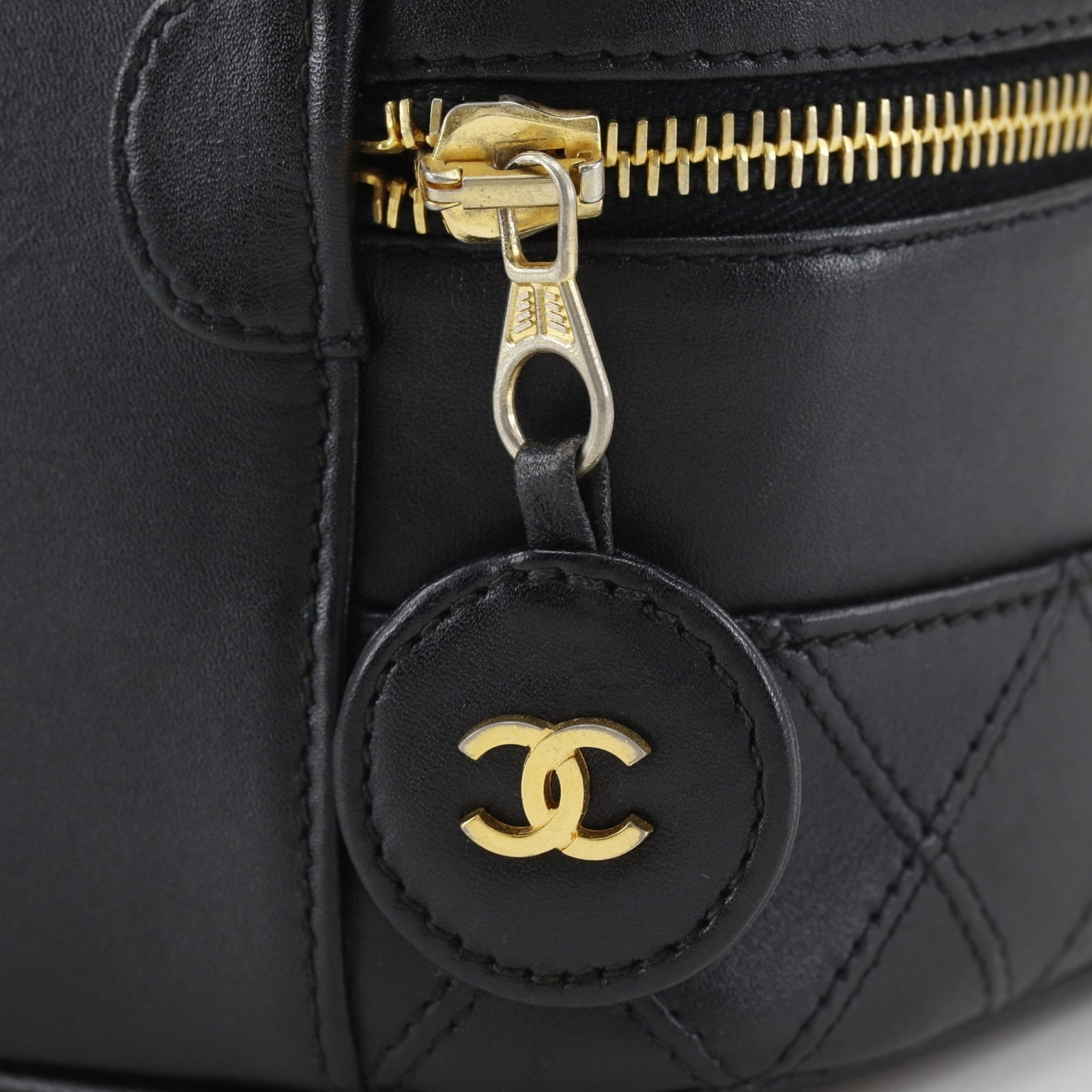 Leather Pouch by Chanel - 10