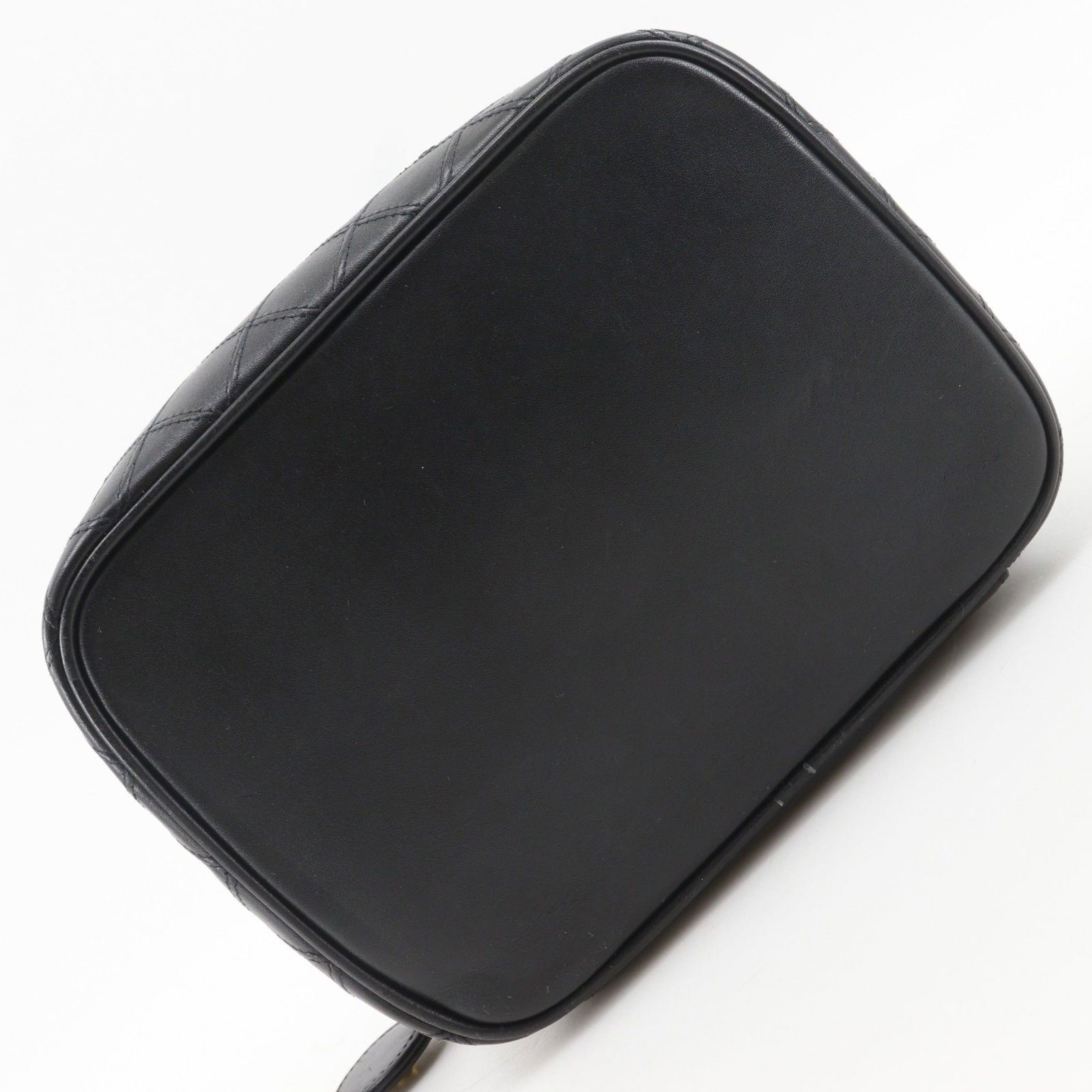 Leather Pouch by Chanel - 13