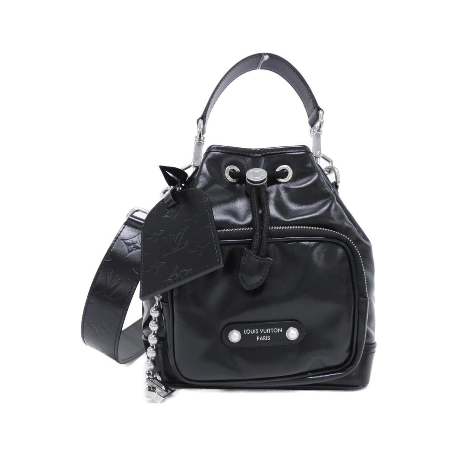 Shoulder Bag Leather Louis Vuitton: Shoulder Bag Leather Louis Vuitton Black leather shoulder bag from Louis Vuitton, measuring 24cm x 20cm x 12cm. This stylish bag features high-quality leather construction and a classic design. Item S