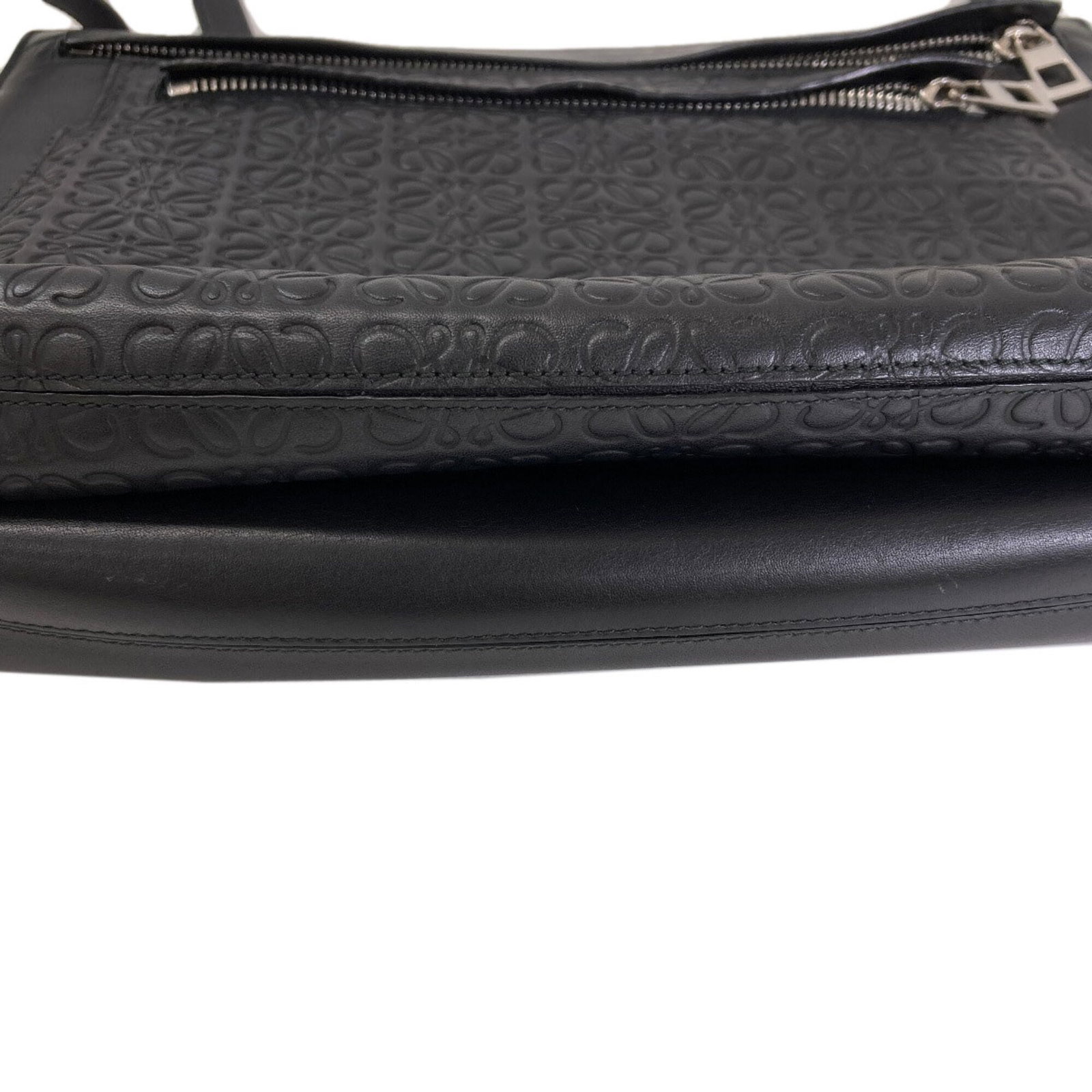 Shoulder Bag Leather - 18