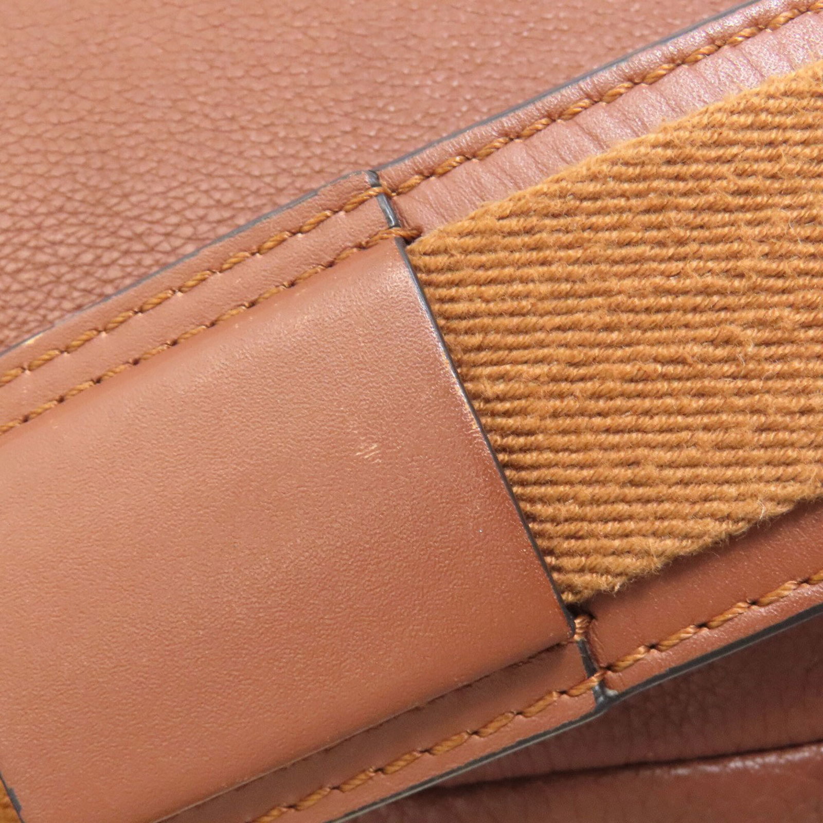Shoulder Bag Leather - 19