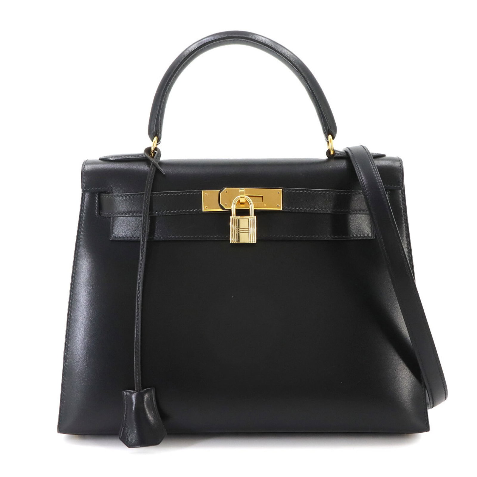 Calf Leather Handbag Box Hermes: Calf Leather Handbag Box Hermes Box calf leather construction provides a durable and supple finish, while the sleek black design exudes timeless sophistication. Measuring 22cm x 29cm x 11cm, this comp