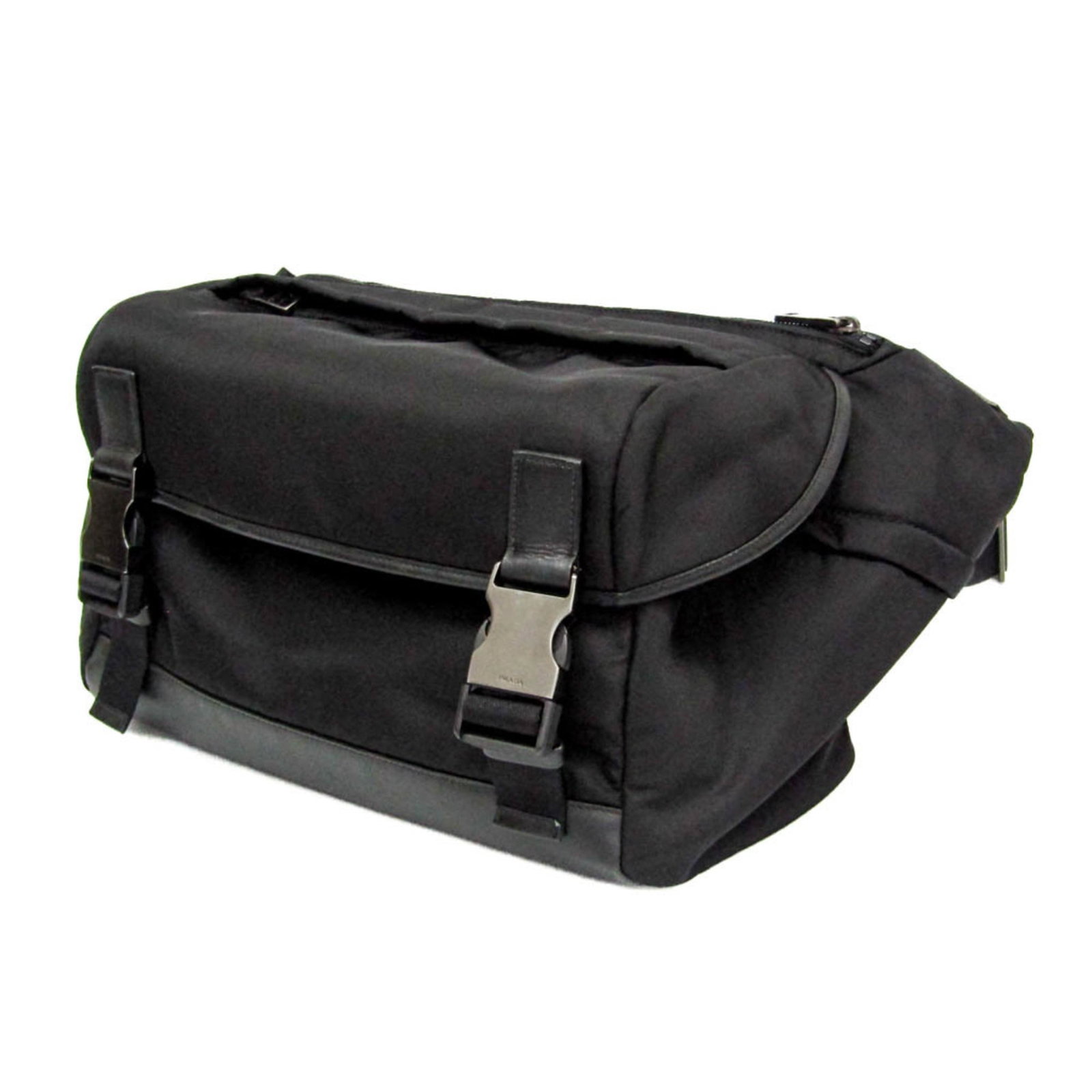 Shoulder Bag Nylon Leather Prada: Shoulder Bag Nylon Leather Prada Top-quality materials meet timeless design in this Prada TESSUTO shoulder bag, crafted from durable nylon and luxurious leather. The bag features multiple functional