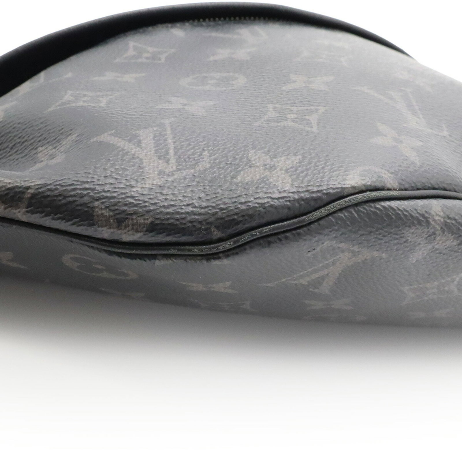 Eclipse Monogram Sling Pouch Bag Louis Vuitton - 5