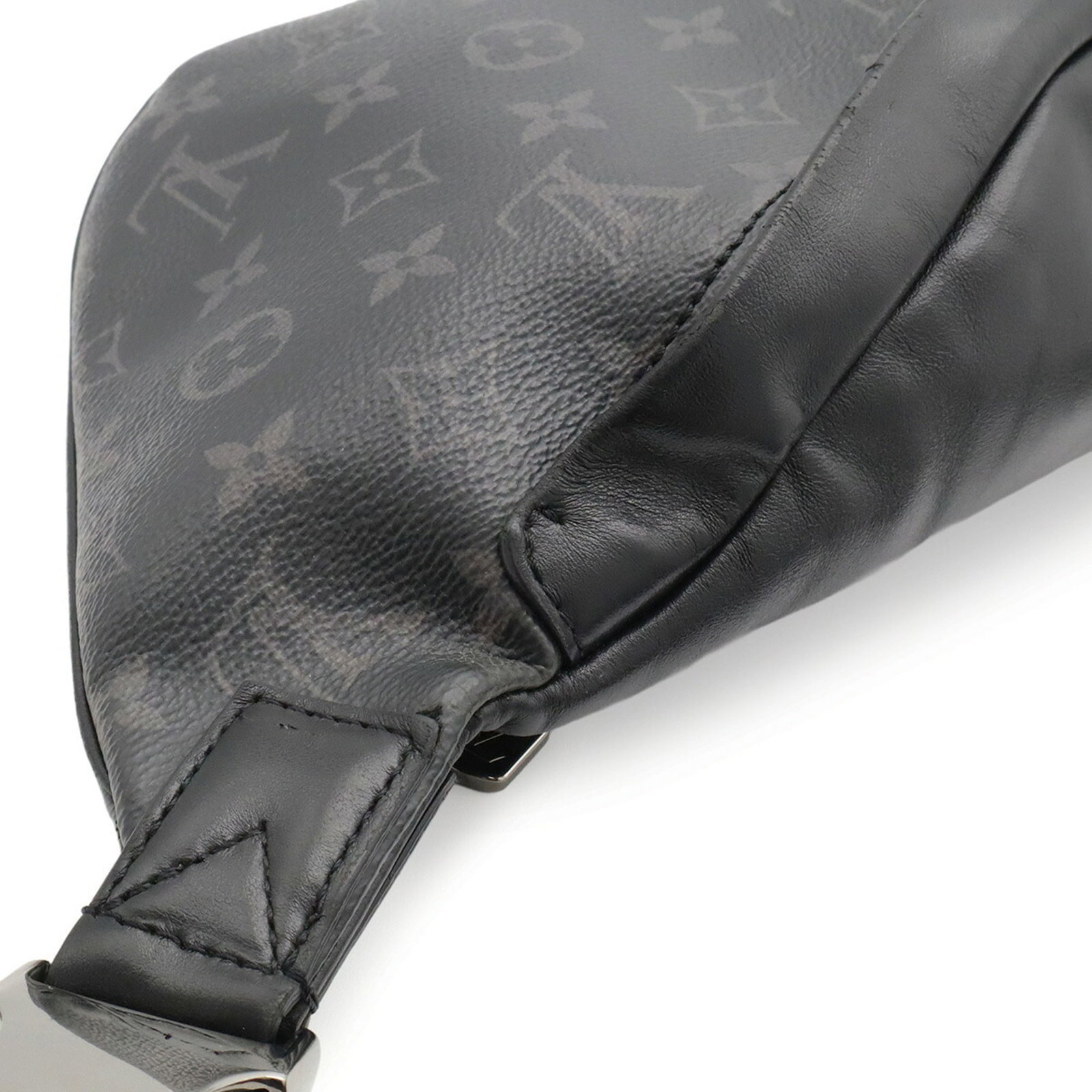Eclipse Monogram Sling Pouch Bag Louis Vuitton - 6