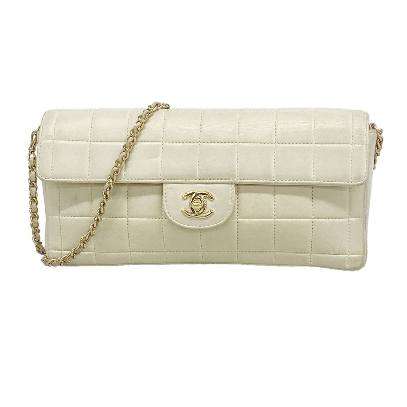 Shoulder Bag Leather Chanel: Shoulder Bag Leather Chanel This luxurious shoulder bag is crafted from high-quality lambskin leather, featuring a classic Chanel design with gold hardware. Measuring 13cm x 26cm x 4cm, it offers a