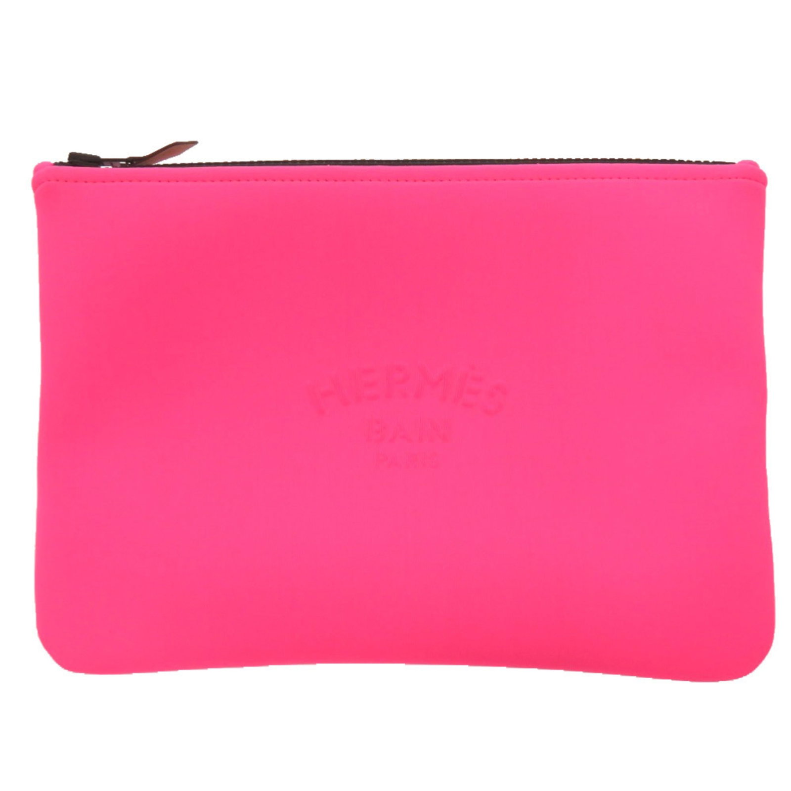 Hermes nylon elastane pouch handbag: Hermes nylon elastane pouch handbag Pink Herm?s nylon elastane pouch handbag with a unique blend of materials and a compact size, measuring 19.5cm x 27cm x 1.5cm. This stylish pouch features a