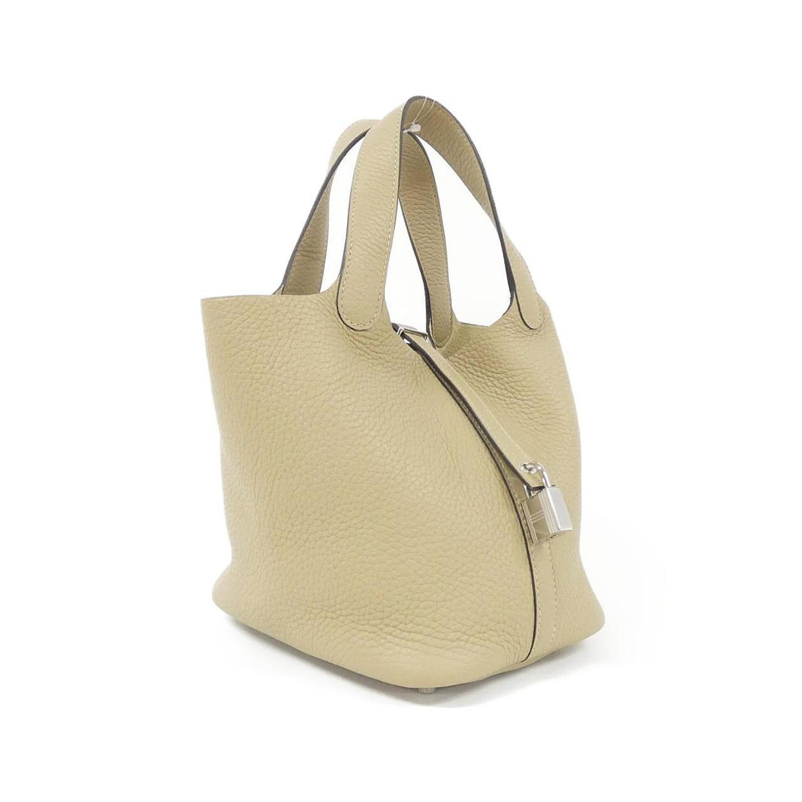 Clemence Leather Handbag Taurillon Hermes: Clemence Leather Handbag Taurillon Hermes Taurillon clemence leather gives this Herm?s handbag a unique and sophisticated look. With its classic design and precise measurements, this beige bag is a st