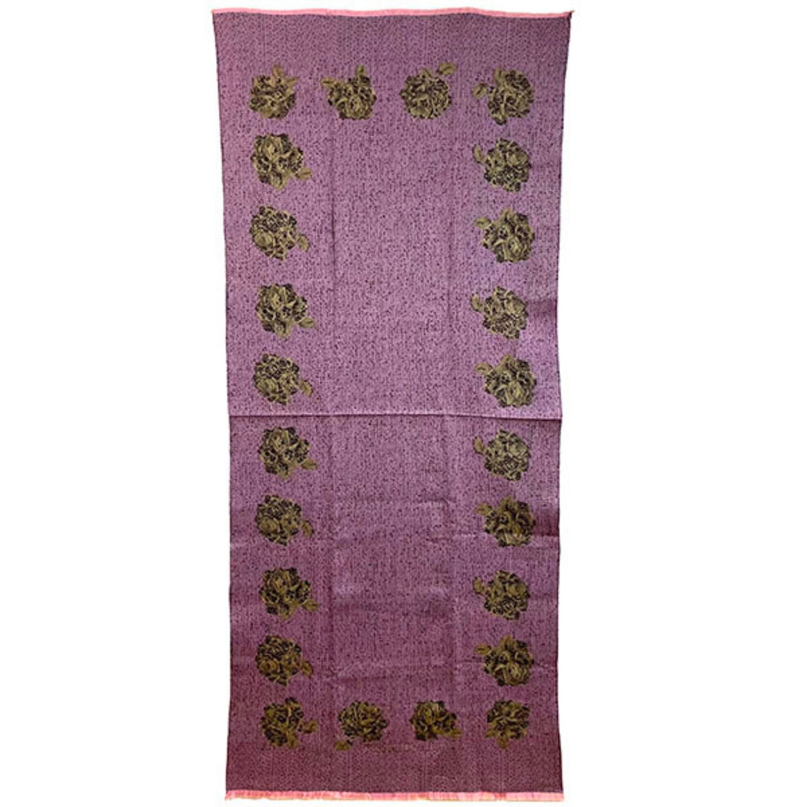 Christian Dior Stole Wool: Christian Dior Stole Wool Dark brown wool stole with a subtle pink undertone, measuring 70cm x 1.6m in size, crafted from 100% wool material. This stole features a classic design, suitable for adding
