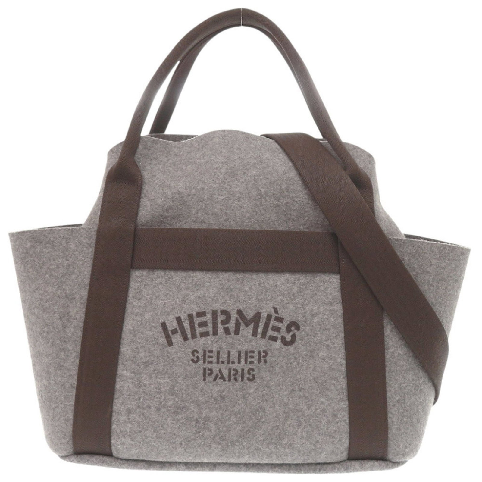 Tote Bag Felt Hermes: Tote Bag Felt Hermes Gray Felt Tote Bag from Hermes, Made in France, Features a 34cm x 51cm x 15cm Size. This tote bag is made from felt and bears a signature. Item Specifics: Brand: Hermes Country