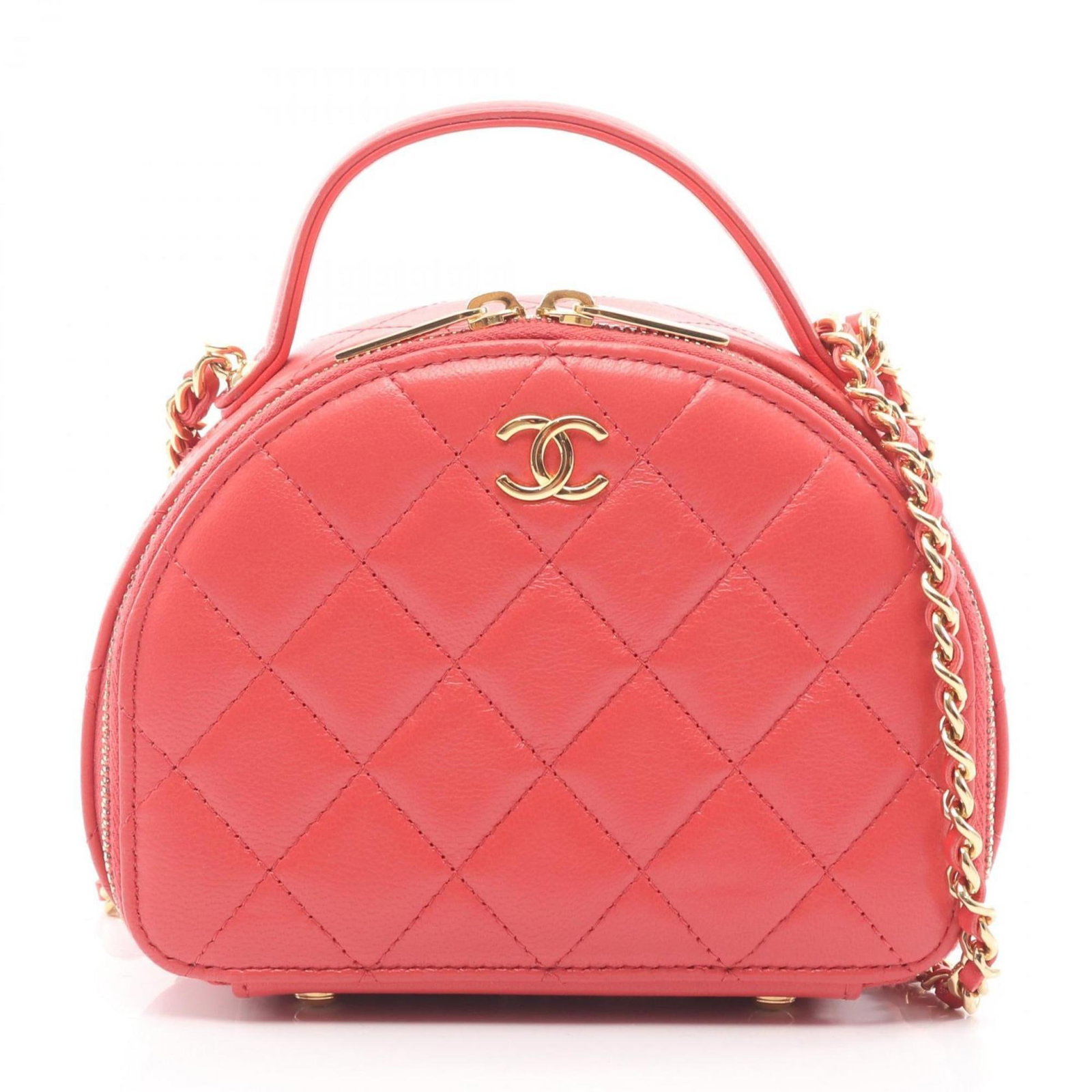 Shoulder Bag Leather Chanel: Shoulder Bag Leather Chanel Pink lambskin shoulder bag from Chanel, featuring a sleek and sophisticated design. Measuring 11.5cm x 15cm x 6.5cm, this stylish accessory is made from high-quality