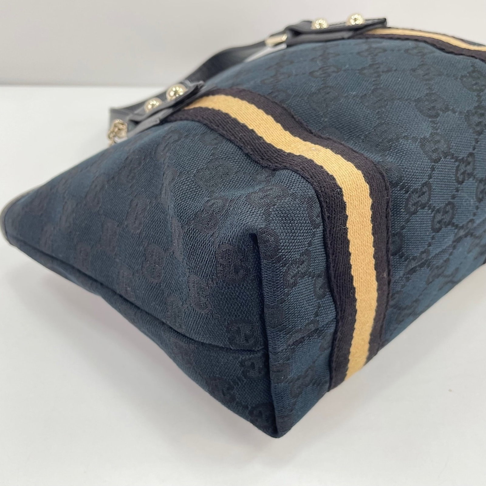 Handbag - 8