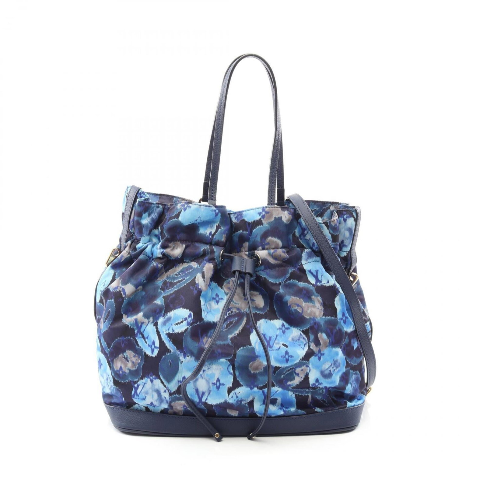 Tote Bag Nylon Leather Louis Vuitton Handbag: Tote Bag Nylon Leather Louis Vuitton Handbag Nylon and leather blend makes this Louis Vuitton tote bag a unique and stylish accessory. Measuring 31.5cm x 30.5cm x 20cm, it features a distinctive blue,