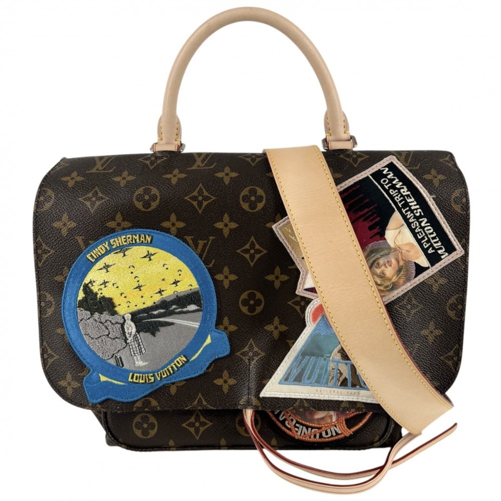 Louis Vuitton Handbag Shoulder Bag Monogram Canvas: Louis Vuitton Handbag Shoulder Bag Monogram Canvas Monogram Canvas Brown Shoulder Bag from Louis Vuitton, a timeless design with a classic 28cm x 25cm x 11.5cm size, features the iconic LV monogram