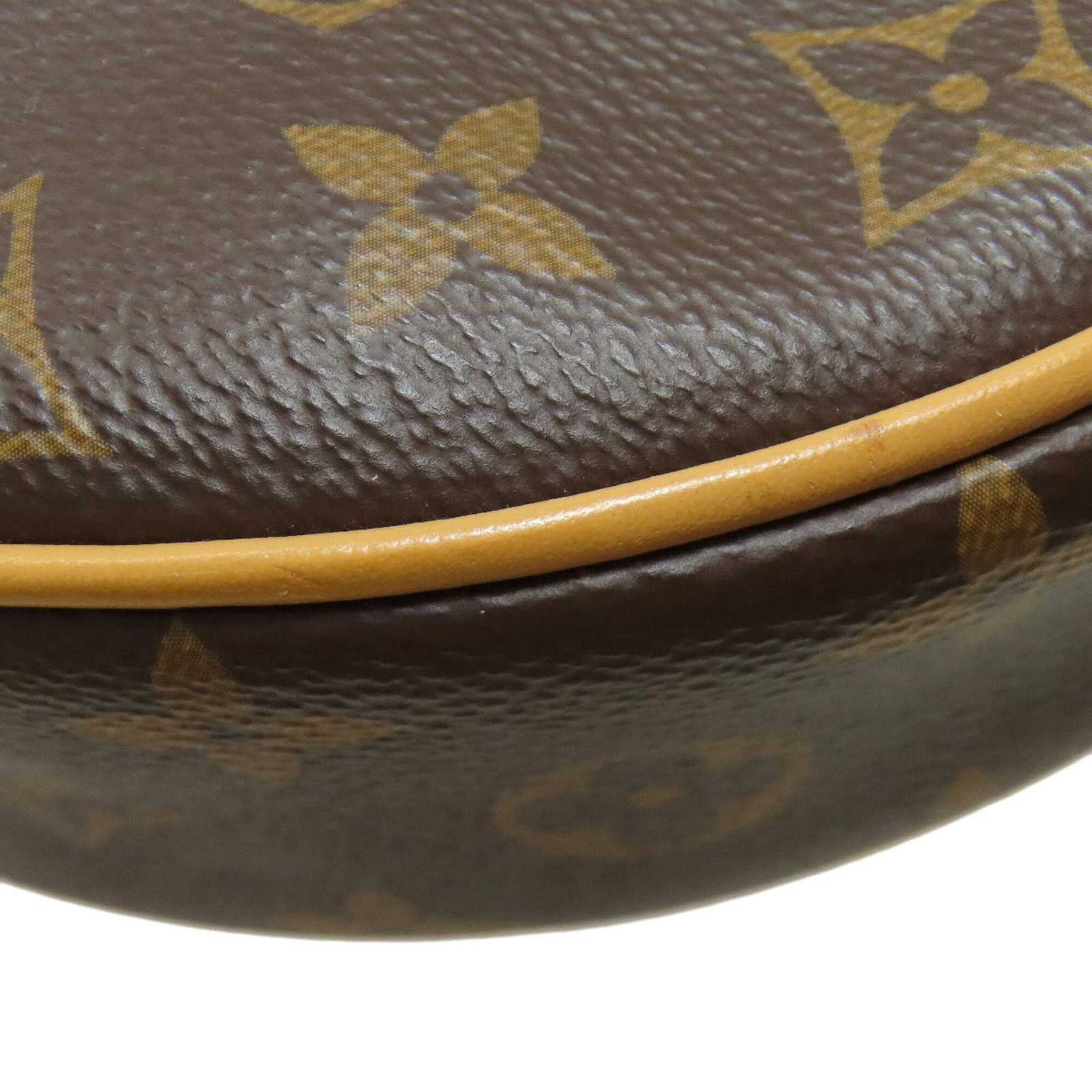 Louis Vuitton Monogram Handbag - 16