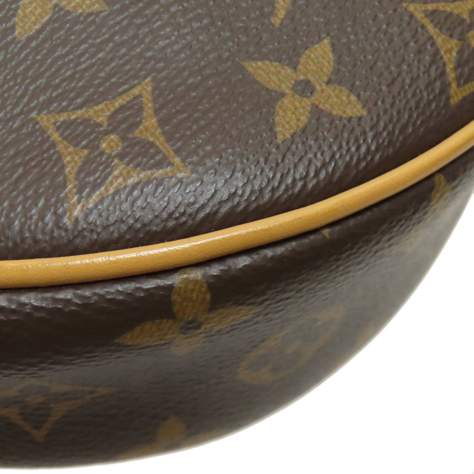 Louis Vuitton Monogram Handbag - 19