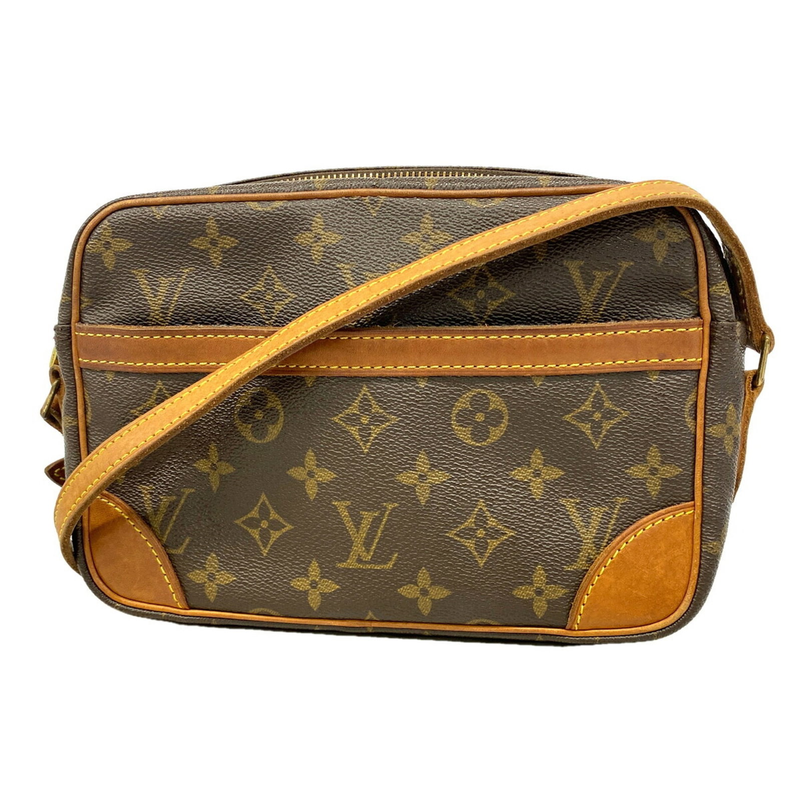 Shoulder Bag by Louis Vuitton: Shoulder Bag by Louis Vuitton Brown Louis Vuitton shoulder bag with classic design, measuring 15cm x 23cm x 6cm, perfect for everyday use. This stylish bag features the iconic monogram pattern and is