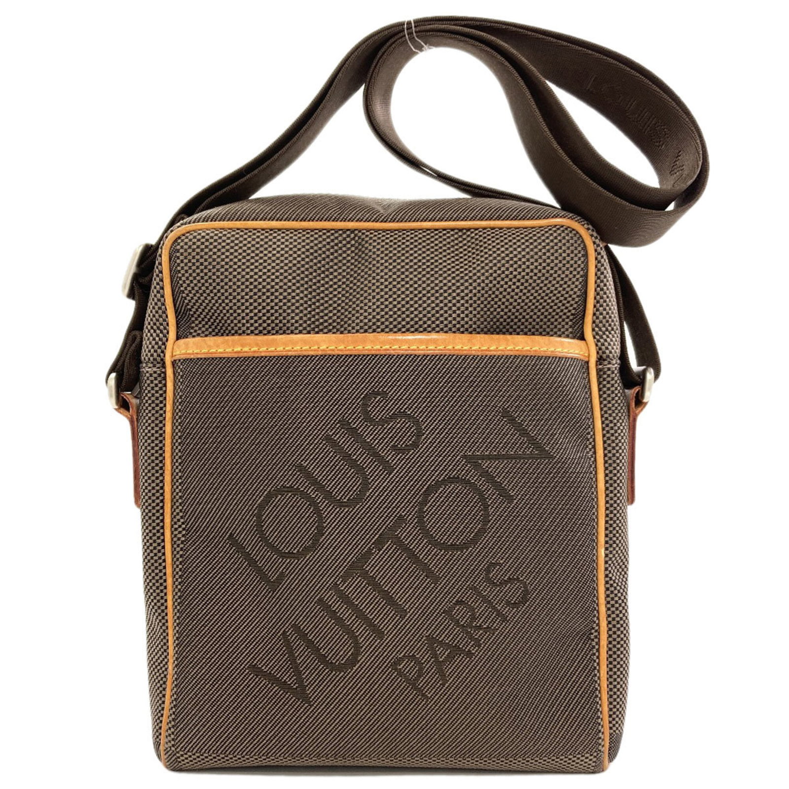 Vuitton Louis Damier Geant Shoulder Bag: Vuitton Louis Damier Geant Shoulder Bag Brown Louis Vuitton Damier Geant shoulder bag with classic design and signature pattern. Made from high-quality materials, this bag measures 25cm x 20cm x 8cm. 