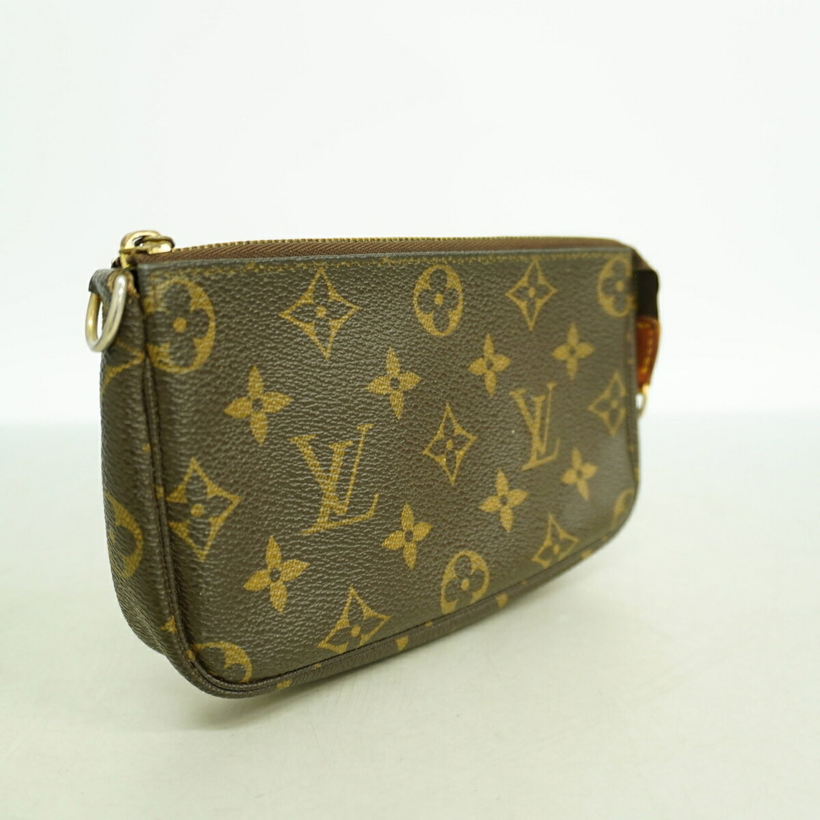 Louis Vuitton Pouch - 2