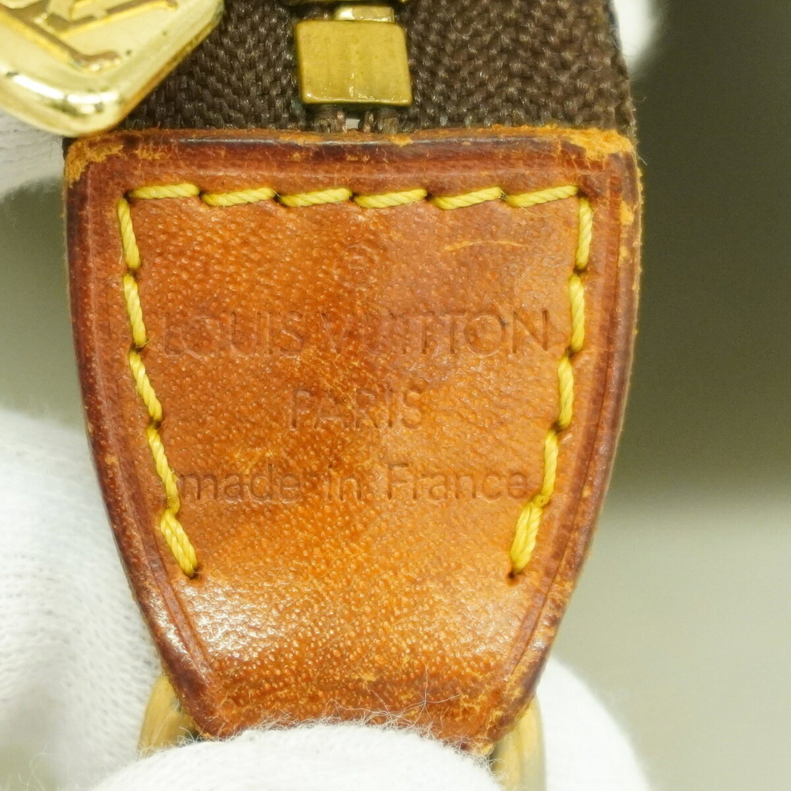 Louis Vuitton Pouch - 5