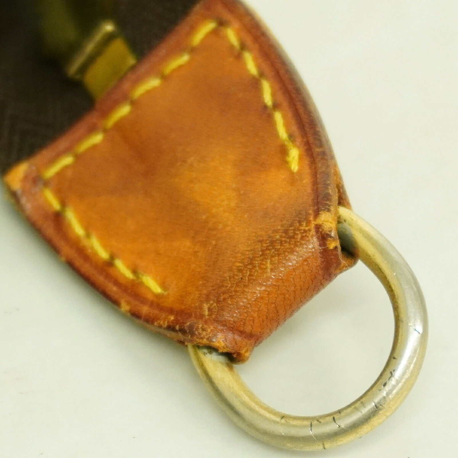Louis Vuitton Pouch - 8