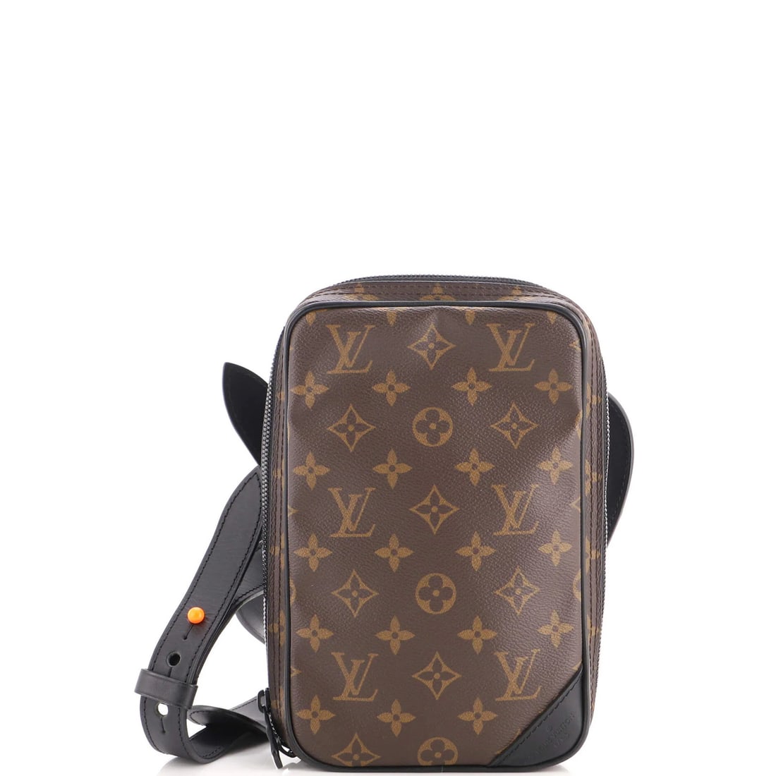 Utility bag monogram canvas Louis Vuitton side Solar Ray: Utility bag monogram canvas Louis Vuitton side Solar Ray Brown canvas coated Louis Vuitton Solar Ray utility side bag with a touch-up on the exterior. This cross-body bag features a monogram canvas