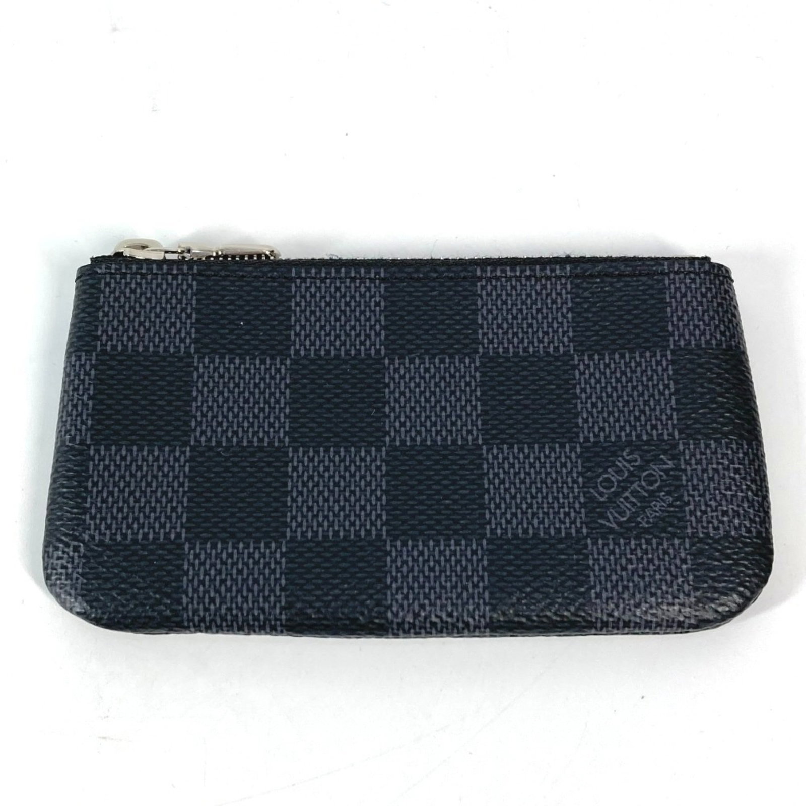 Louis Vuitton Coin Purse/ Coin Case Damier Graphite: Louis Vuitton Coin Purse/ Coin Case Damier Graphite The Louis Vuitton Coin Purse/ Coin Case in Damier Graphite is a sleek and sophisticated accessory, featuring the iconic Damier Graphite pattern in